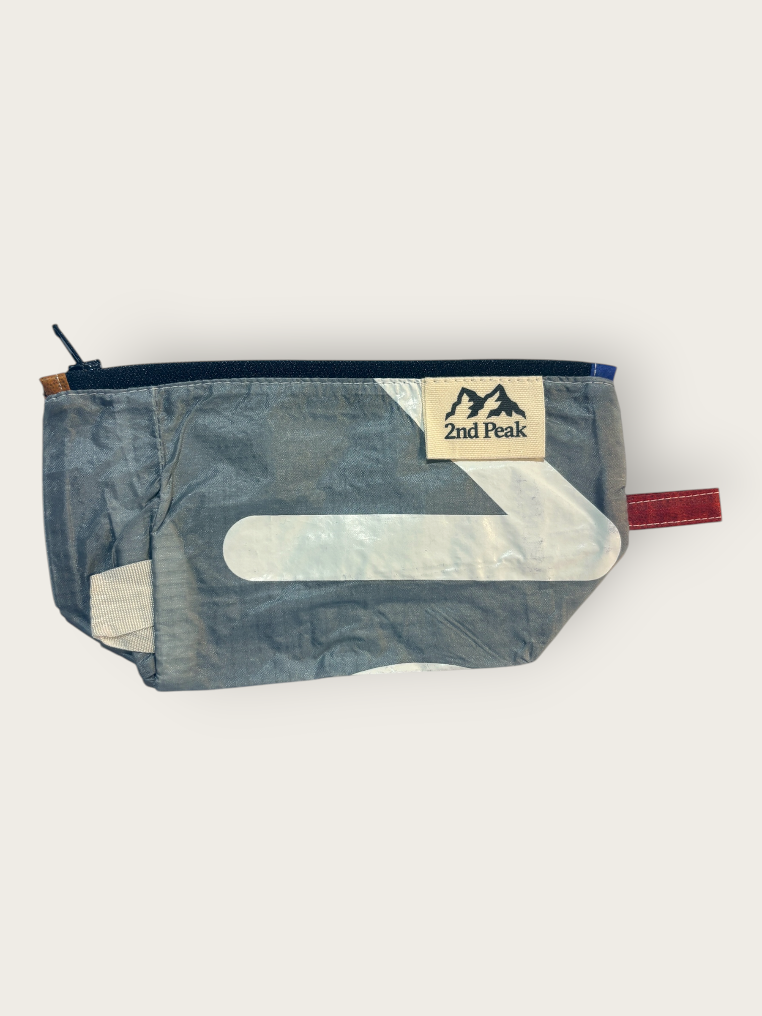 2nd Peak Necessaire "Luv"