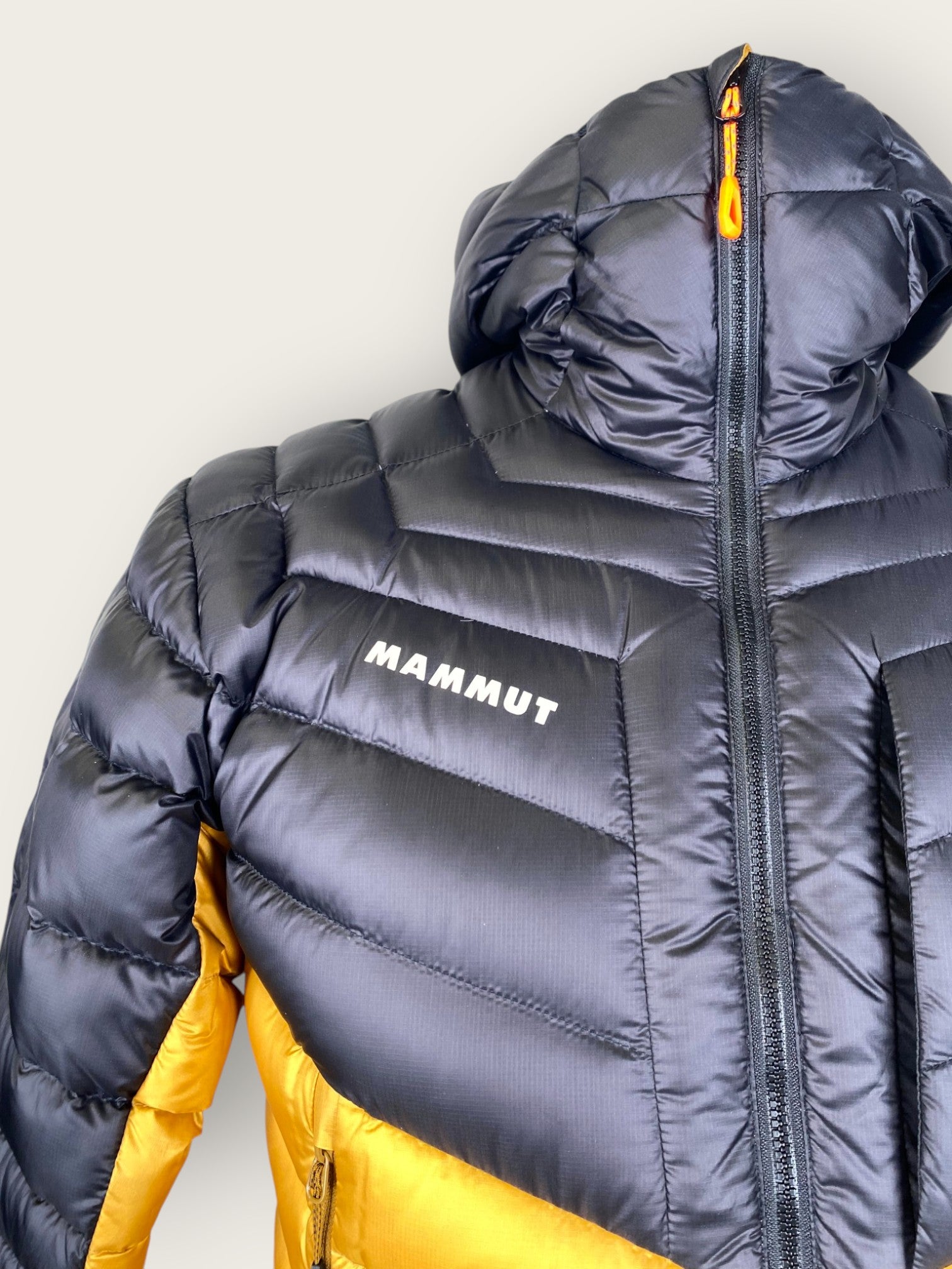 Mammut Daunenjacke (S)