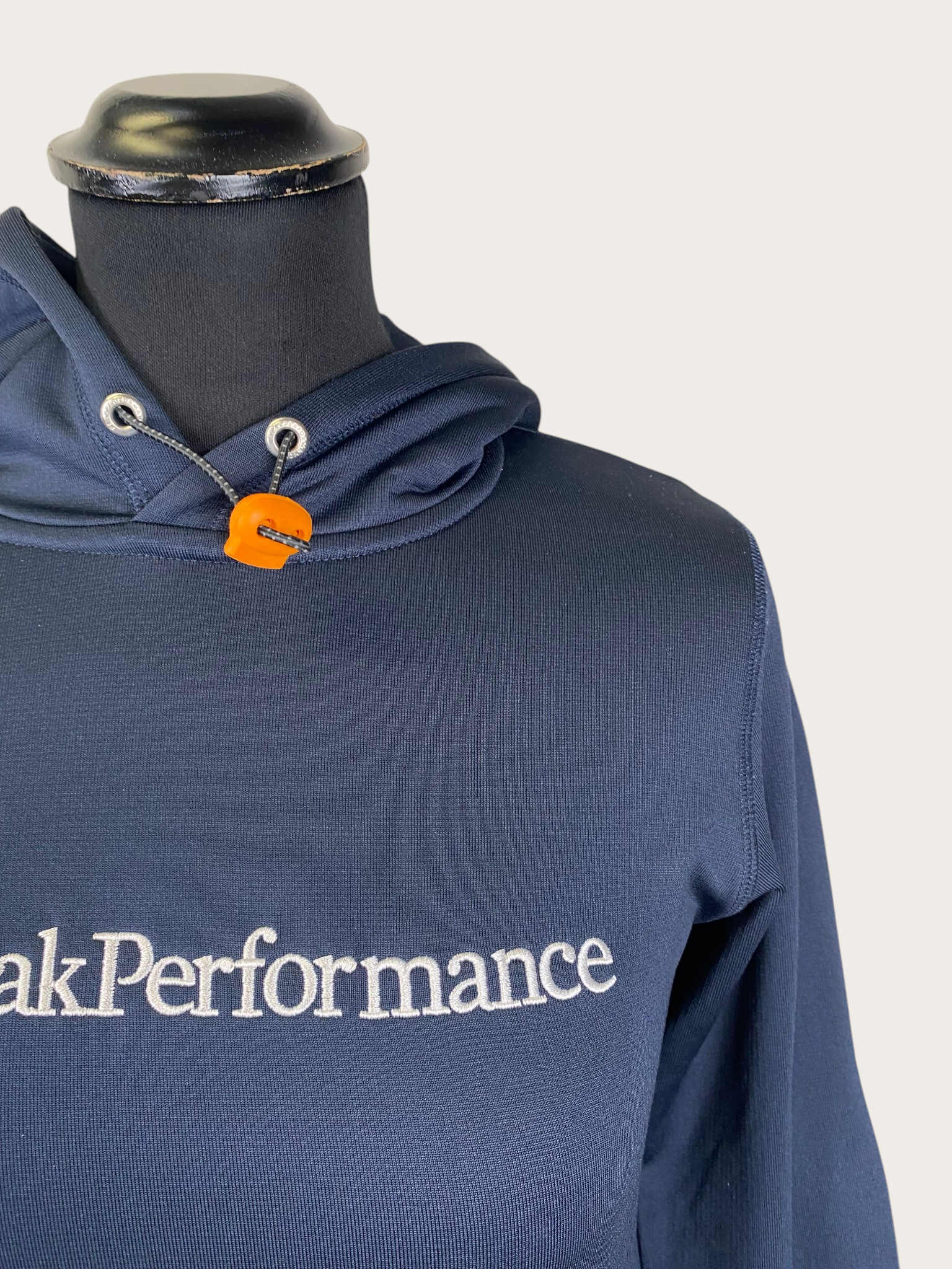 Peak Performance Hoodie (XS)