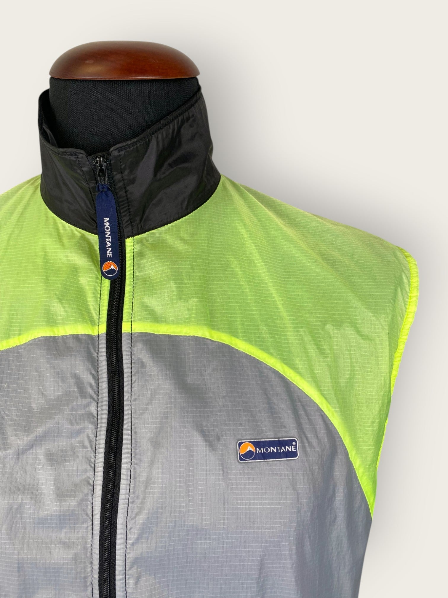 Montane Windbreakerweste (M)