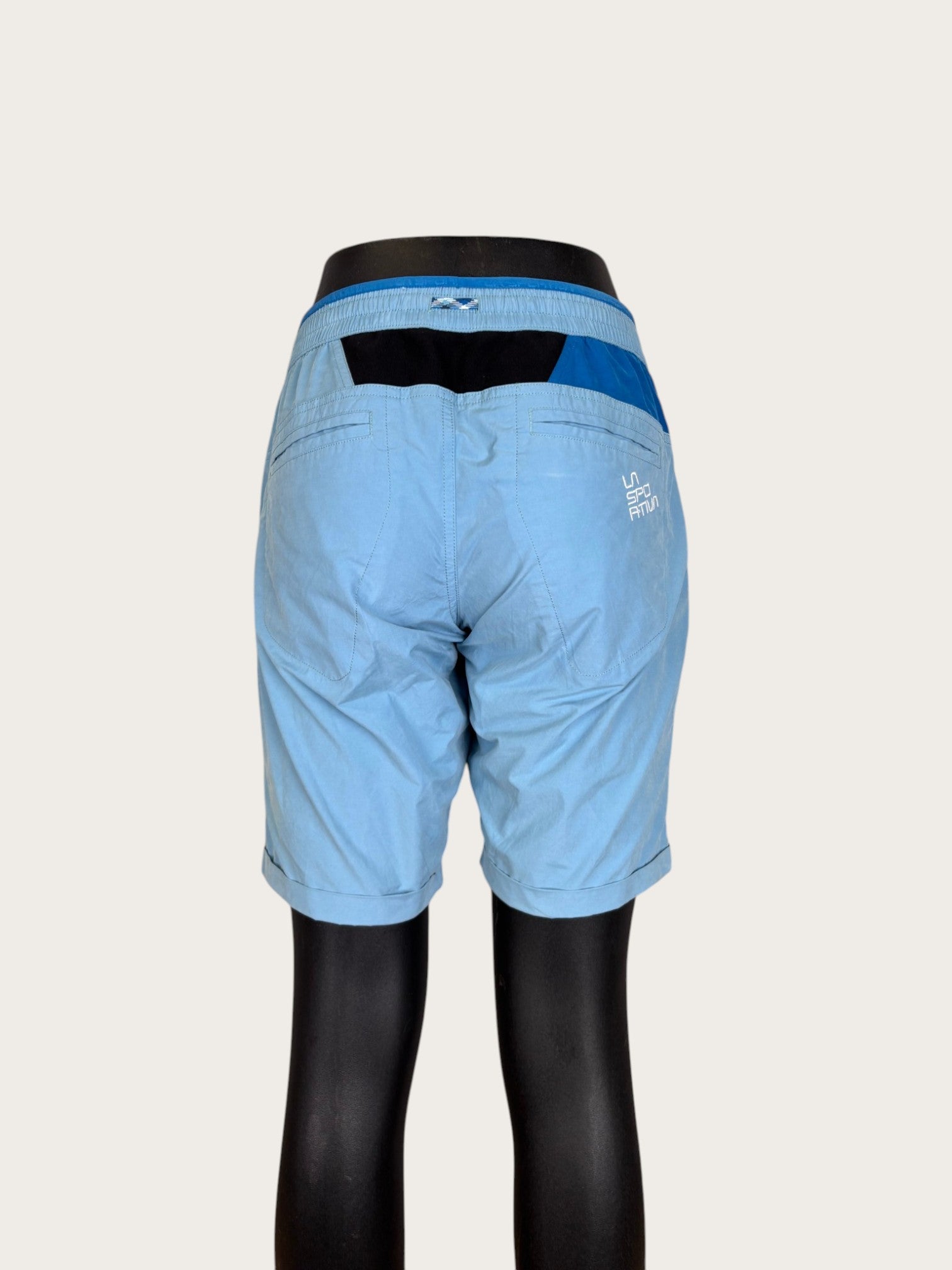 La Sportiva Nirvana Kletterhose kurz (XS)