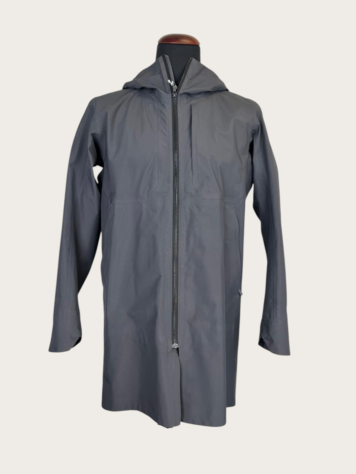 Arc'teryx 3-Lagen Hardshelljacke (M)