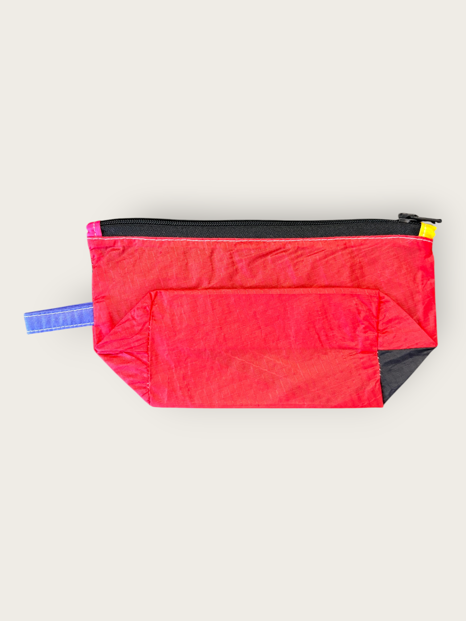 2nd Peak Necessaire "Luv"