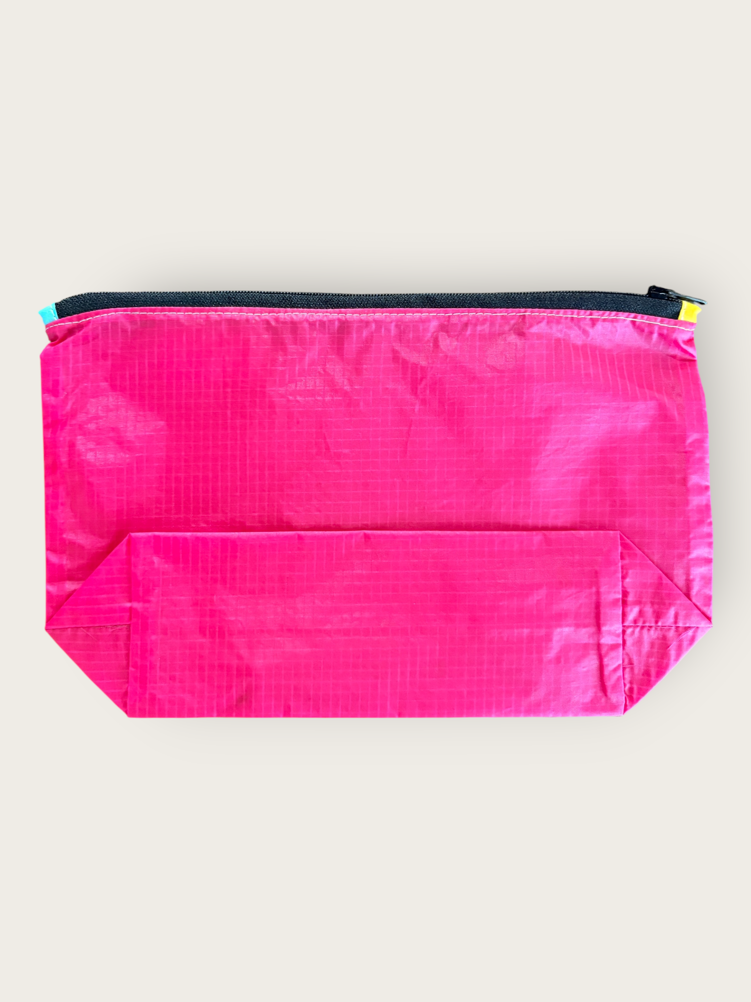 2nd Peak Necessaire "Lee"