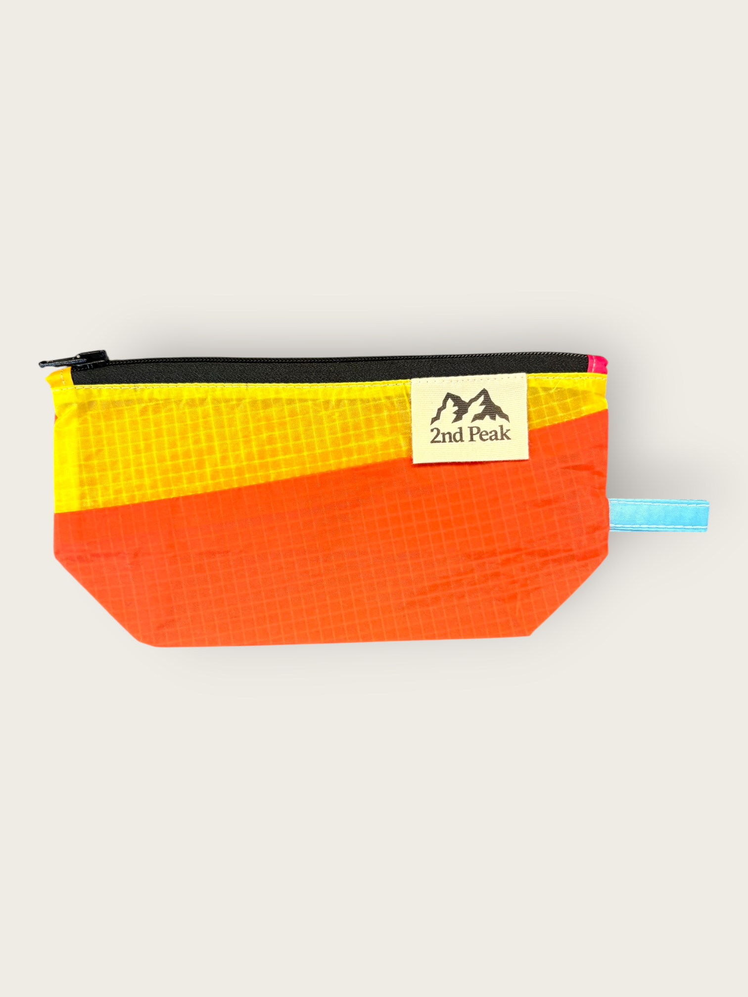 2nd Peak Necessaire "Luv"