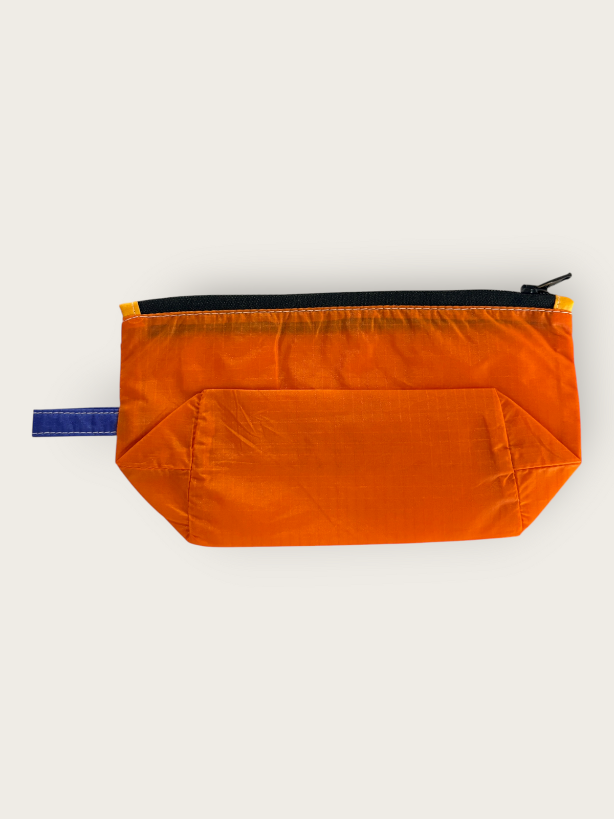 2nd Peak Necessaire "Luv"