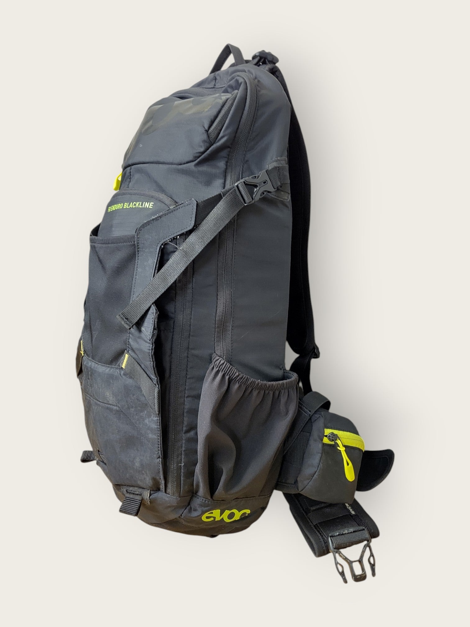 template-bike-backpack-l