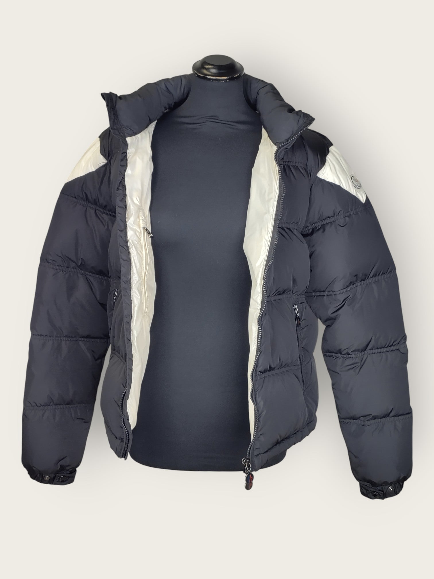 Moncler Daunenjacke (M)