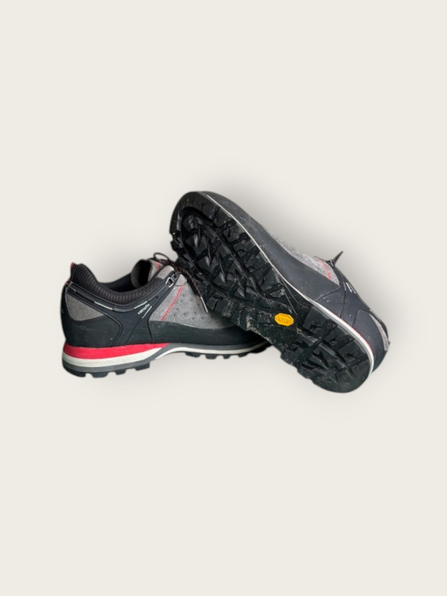 Template M Approach shoes (43)