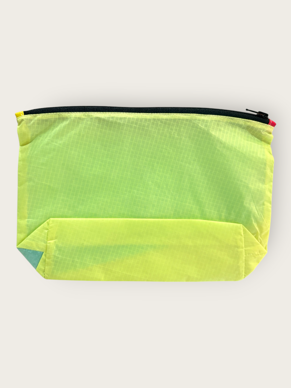 2nd Peak Necessaire "Lee"