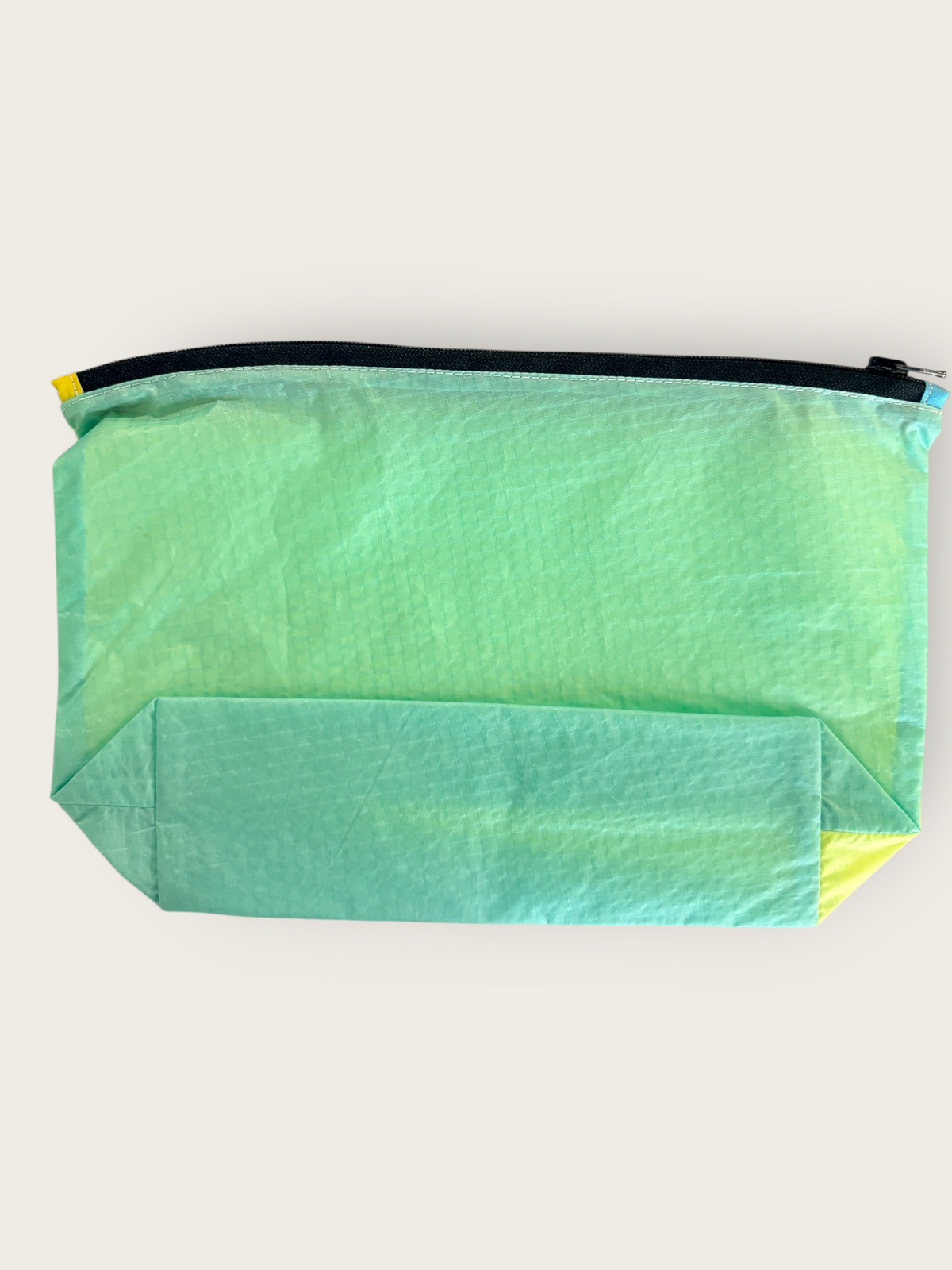 2nd Peak Necessaire "Lee"