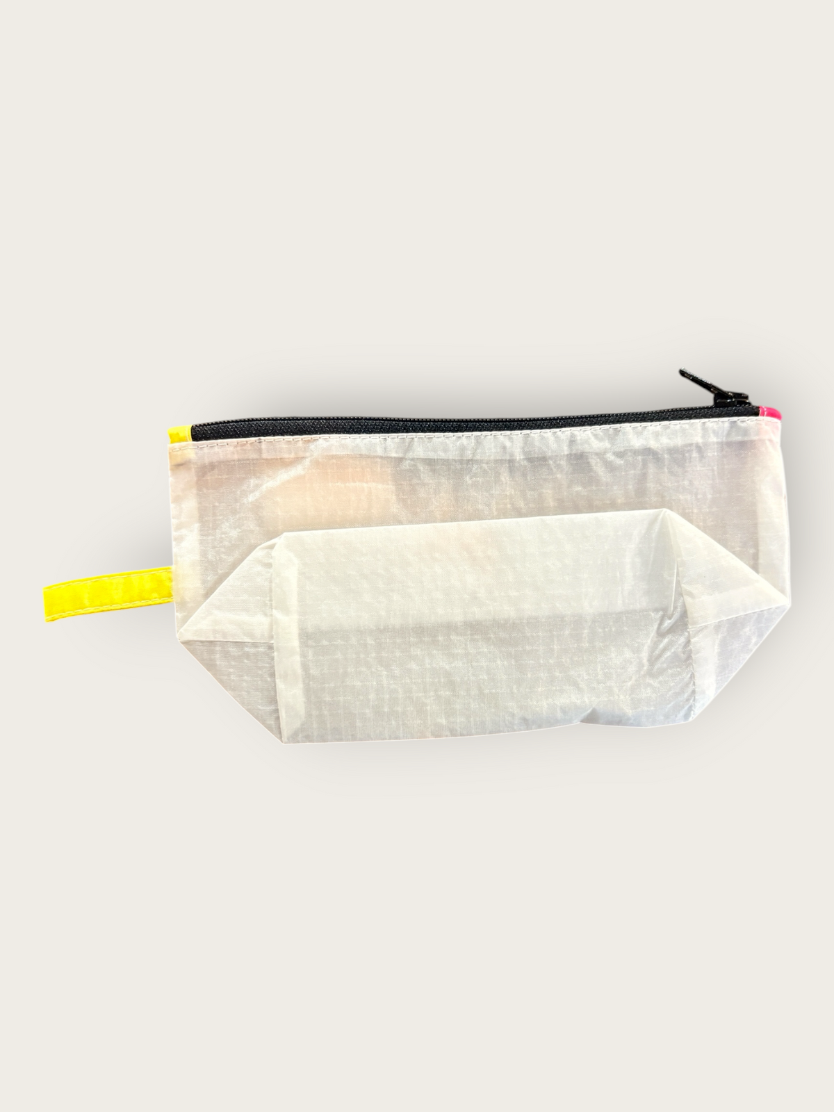 2nd Peak Necessaire "Luv"