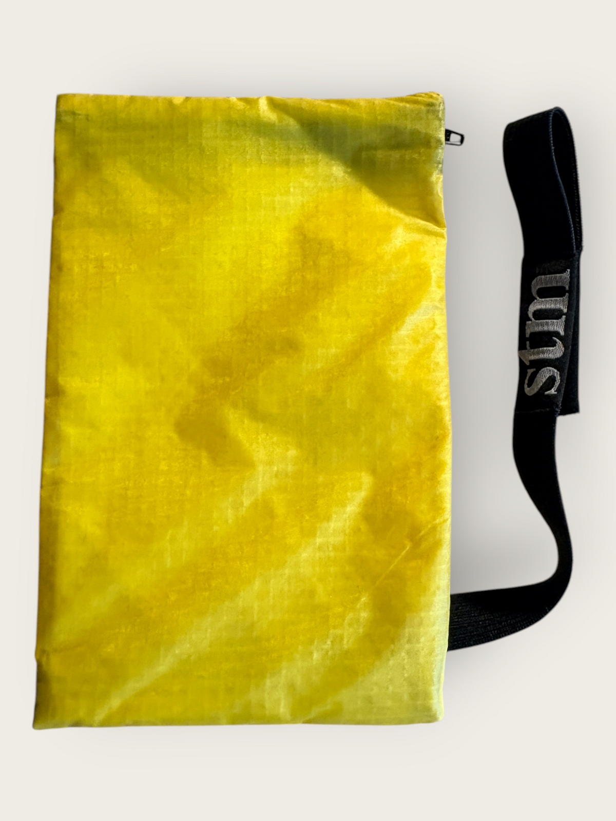 Upcycling Sunglasses Case by stm