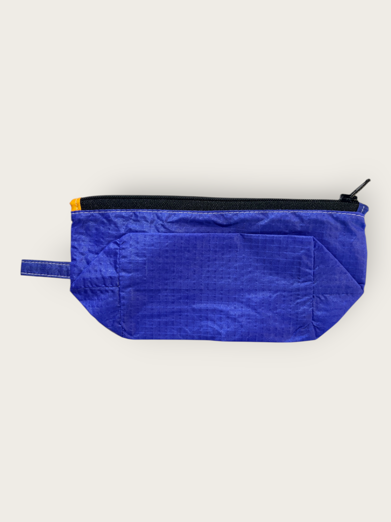 2nd Peak Necessaire "Luv"
