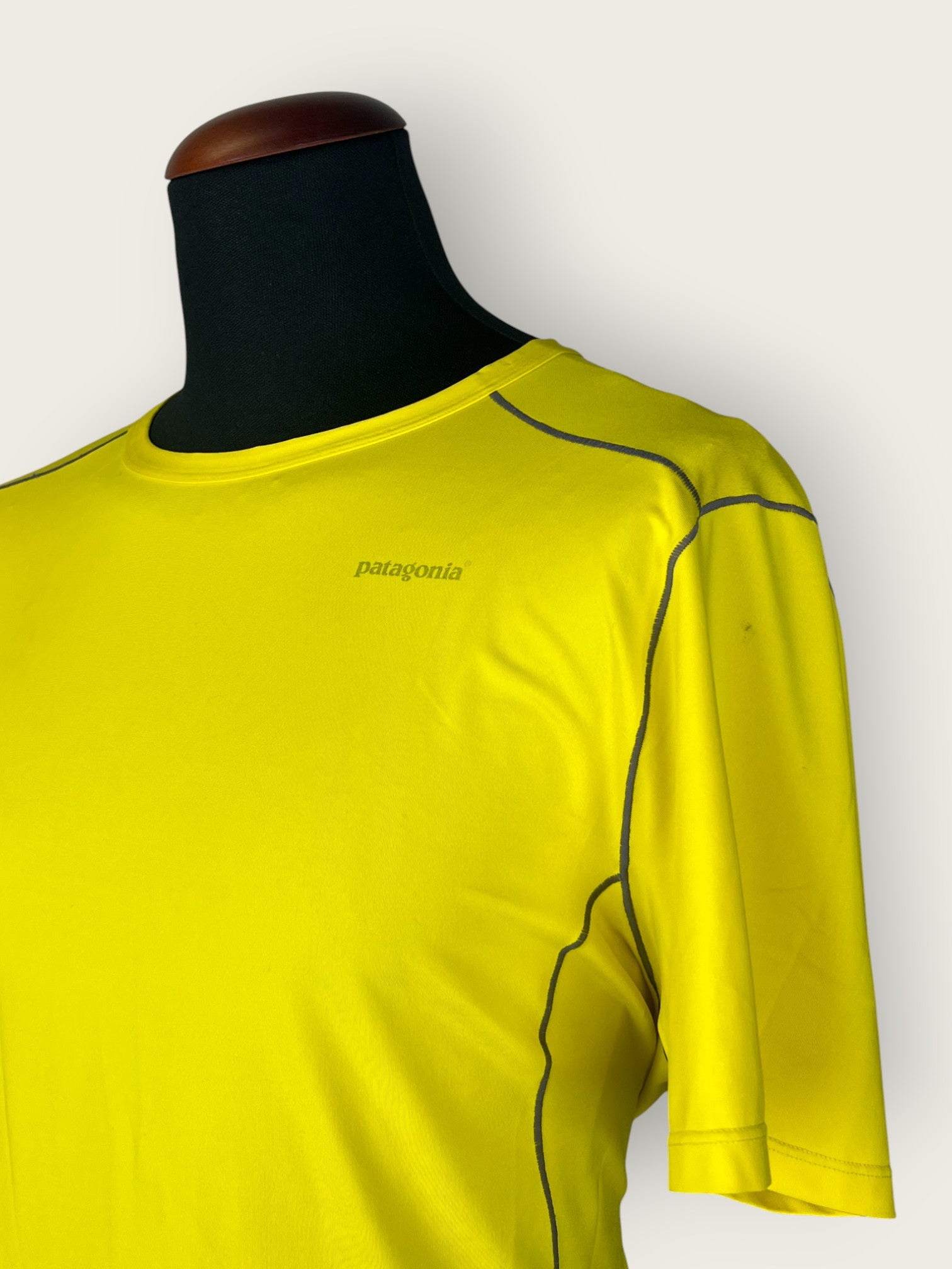 Template M T-Shirt (Size)