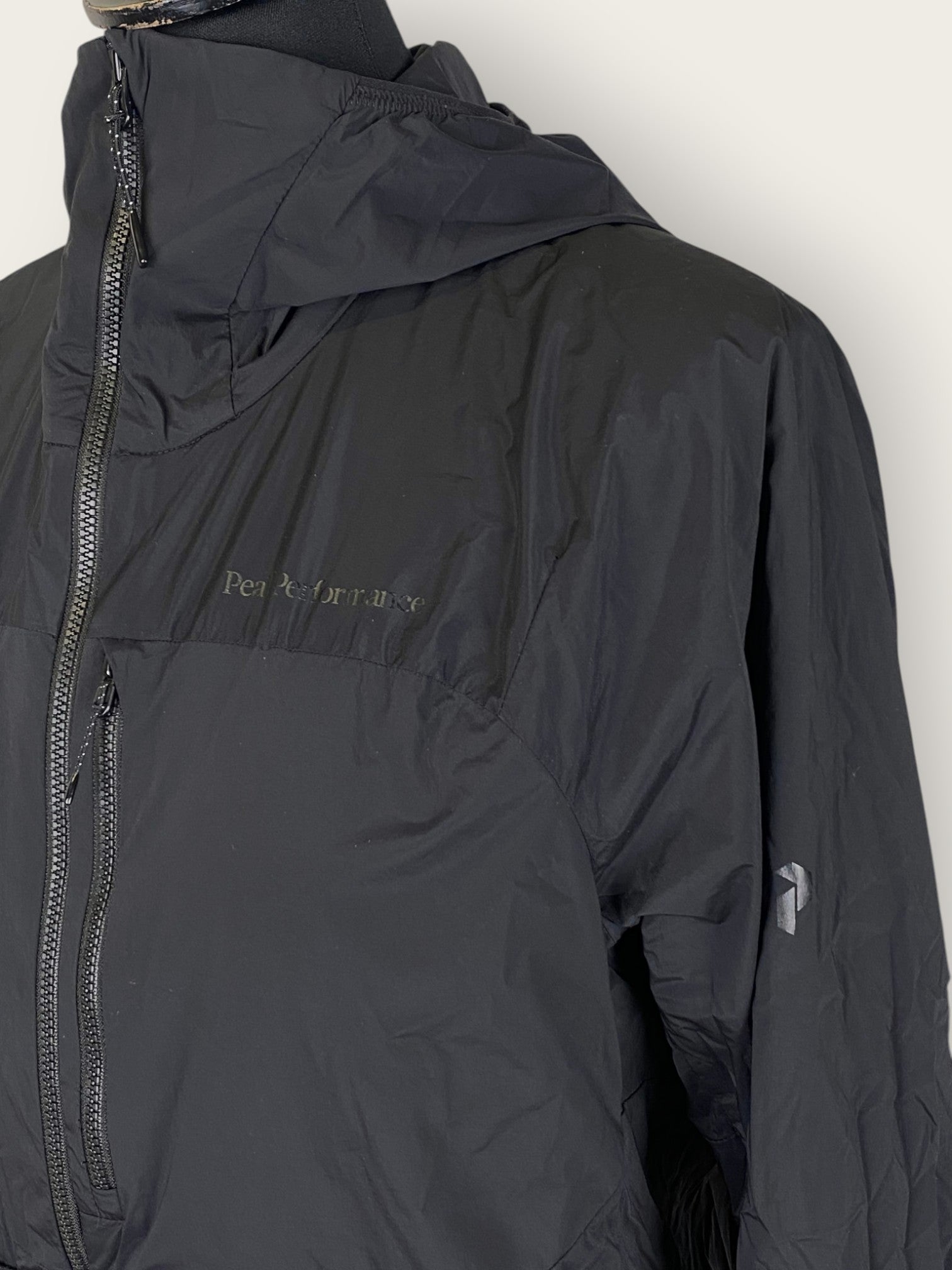 Peak Performance Windbreaker (L)