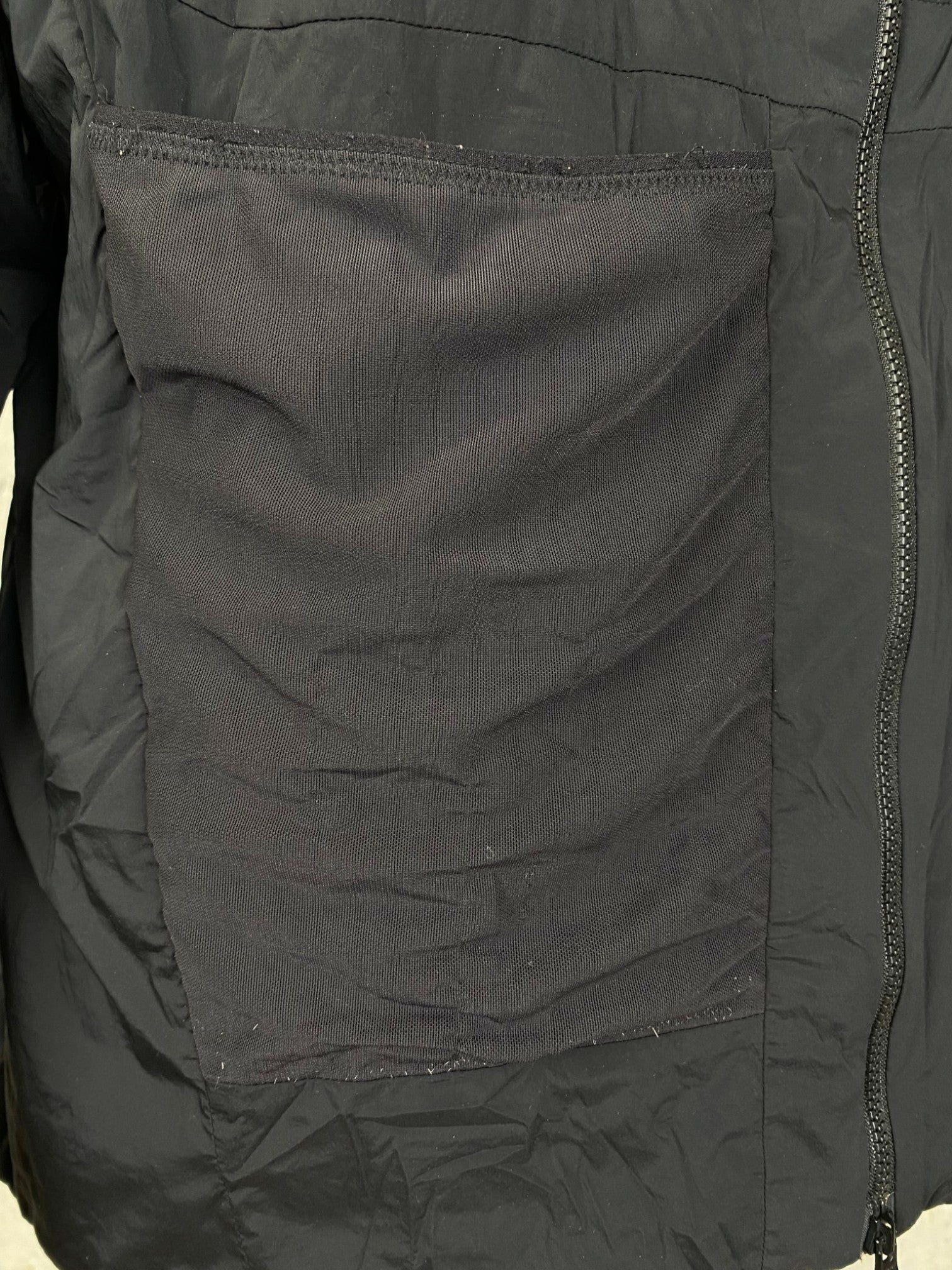 Peak Performance Windbreaker (L)