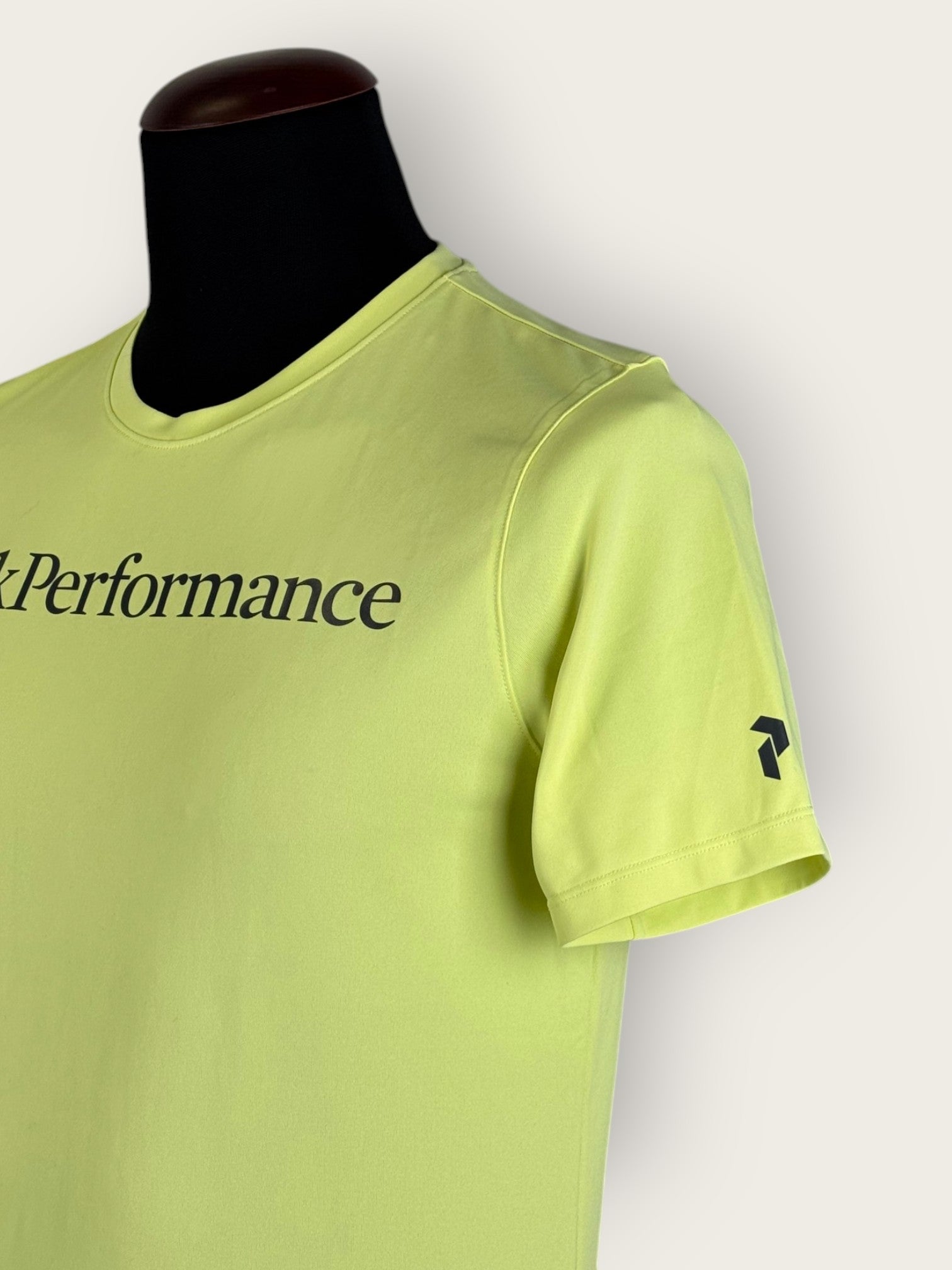Peak Performance T-Shirt (S)
