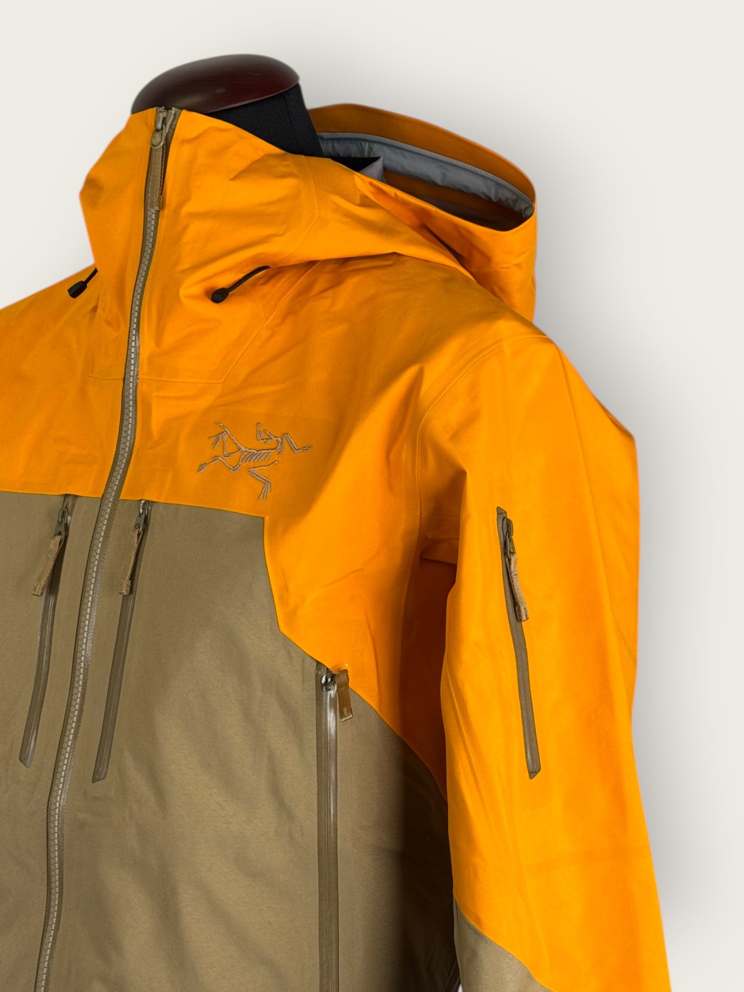 Arc'teryx 3-Lagen Hardshelljacke (S)