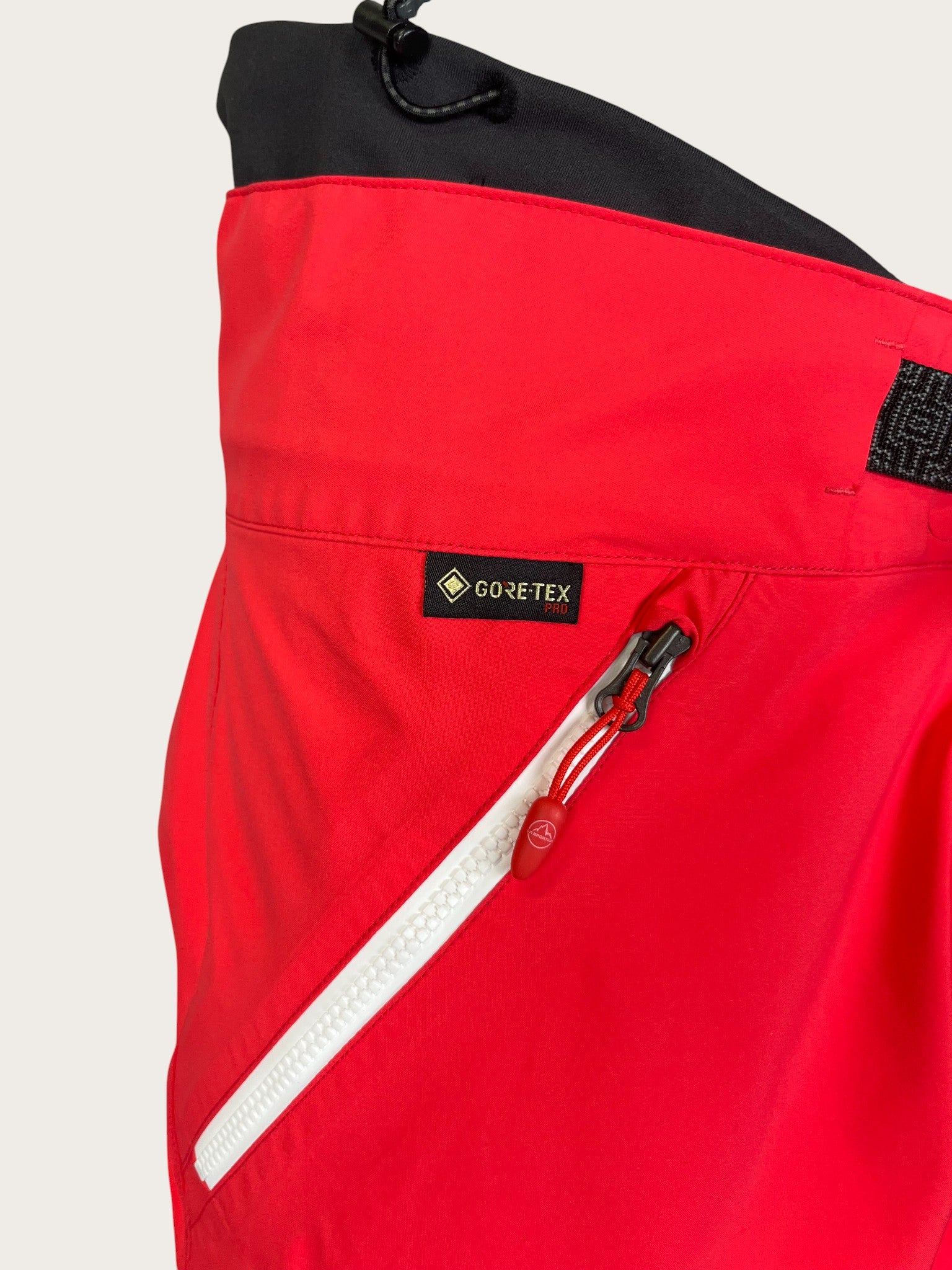 La Sportiva 3-Lagen Hardshellhose (M)