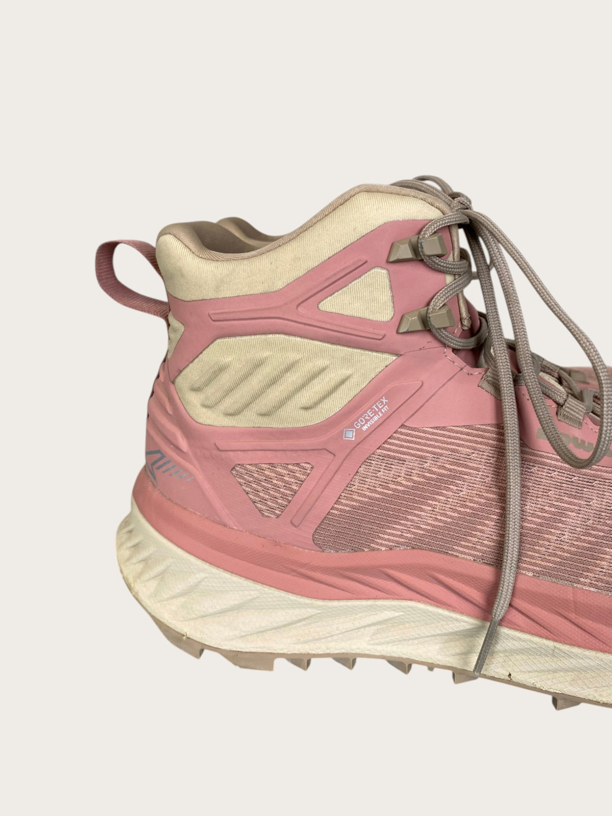 Lowa Fortux GTX Wanderschuhe mid (41)