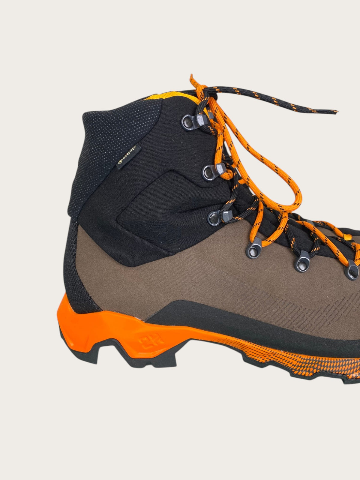 La Sportiva Aequilibrium Trek GTX Wanderschuhe hoch (46)