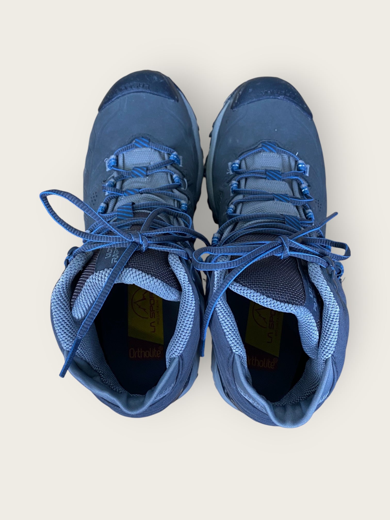 template-w-hiking-boots-39-5