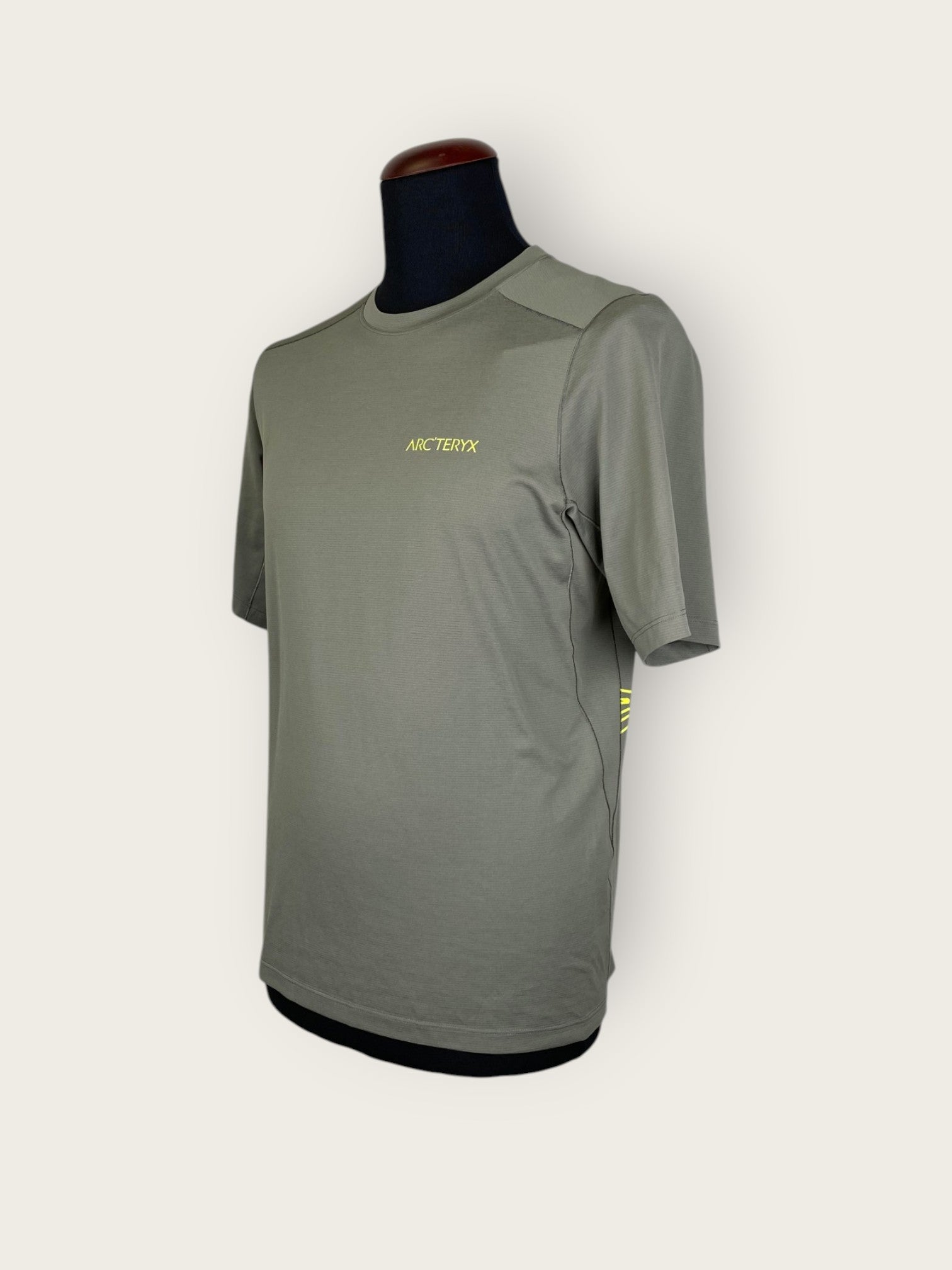Arc'teryx T-Shirt (S)