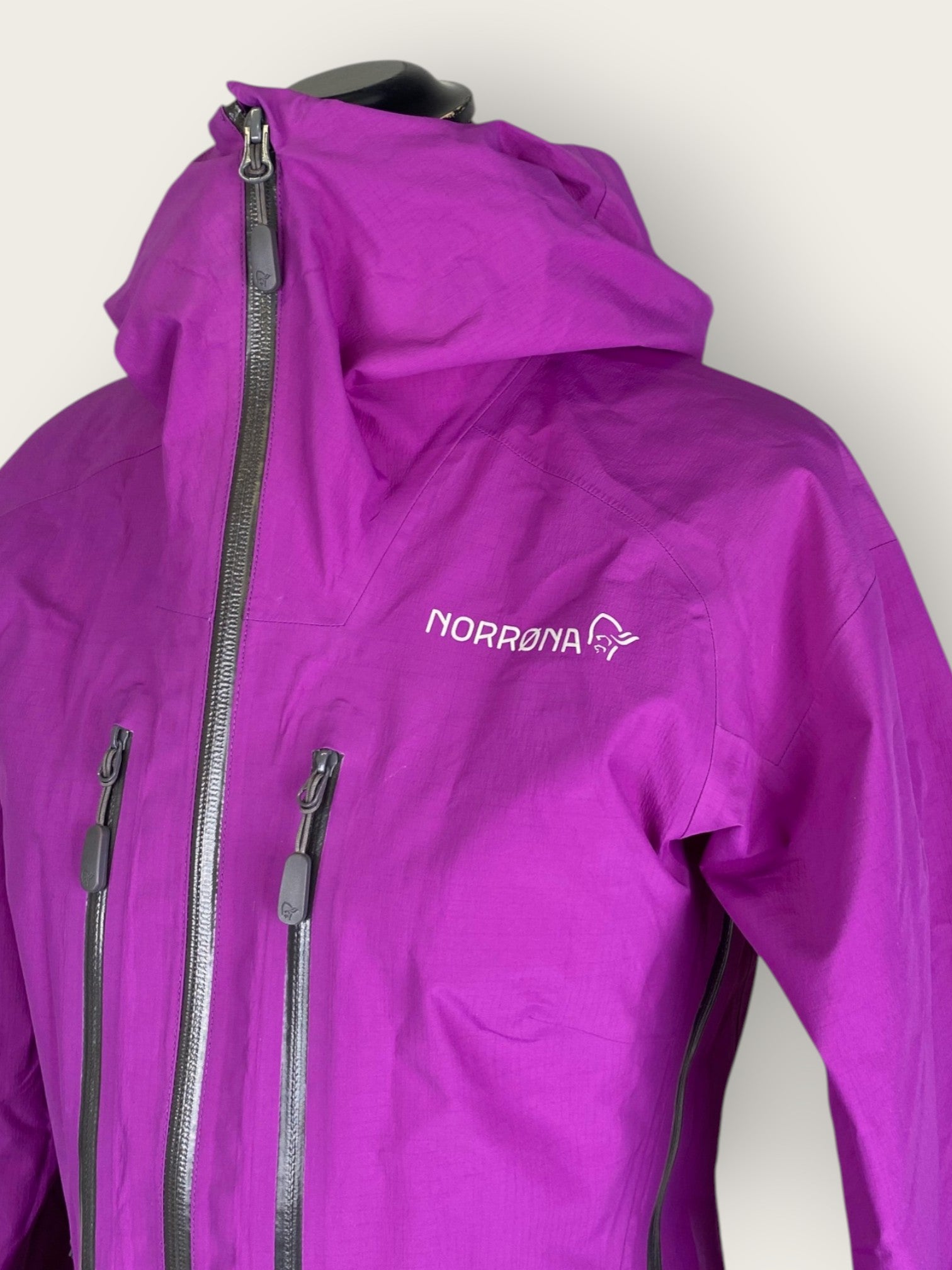Norrøna 3-Lagen Hardshelljacke (XS)