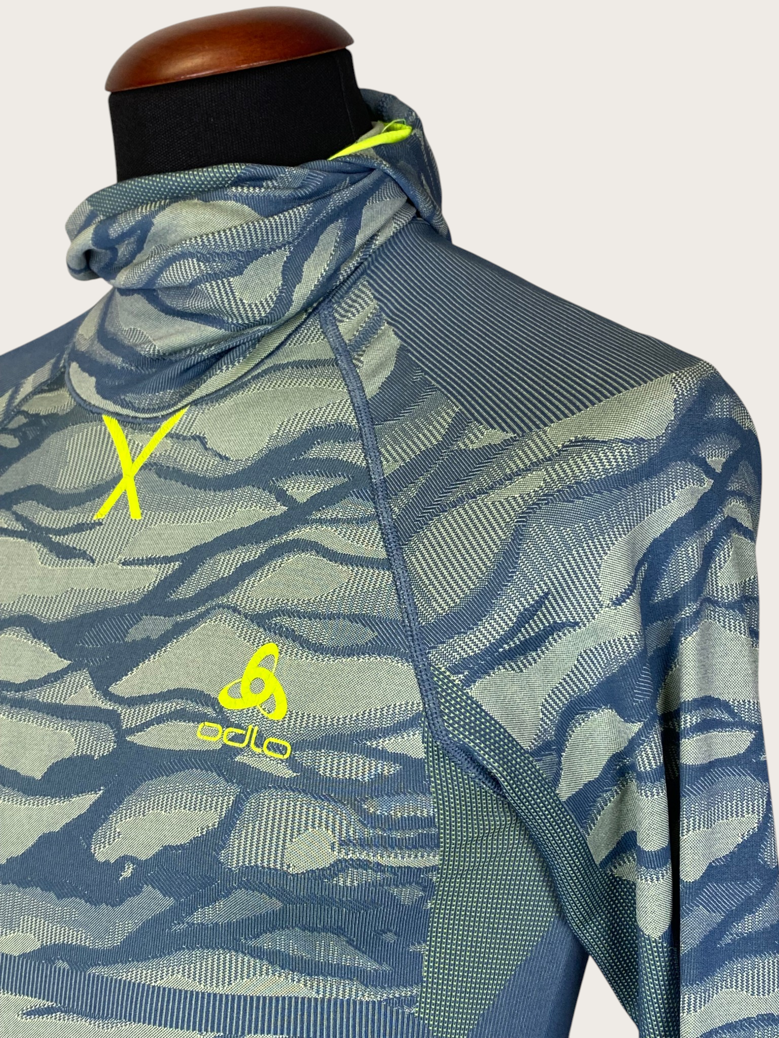 Odlo Baselayer Hoodie (L)