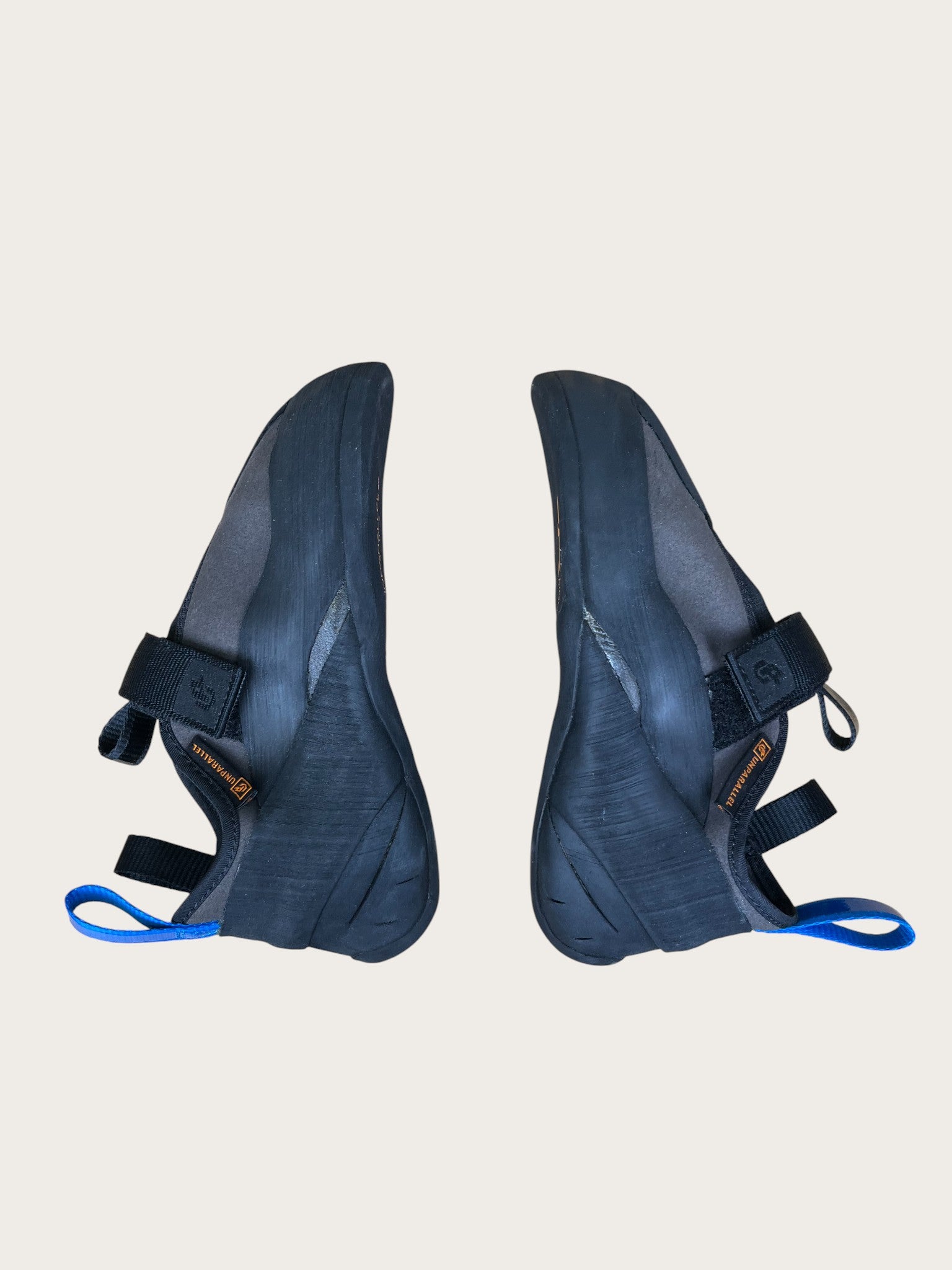 Unparallel Kletterschuhe (39)