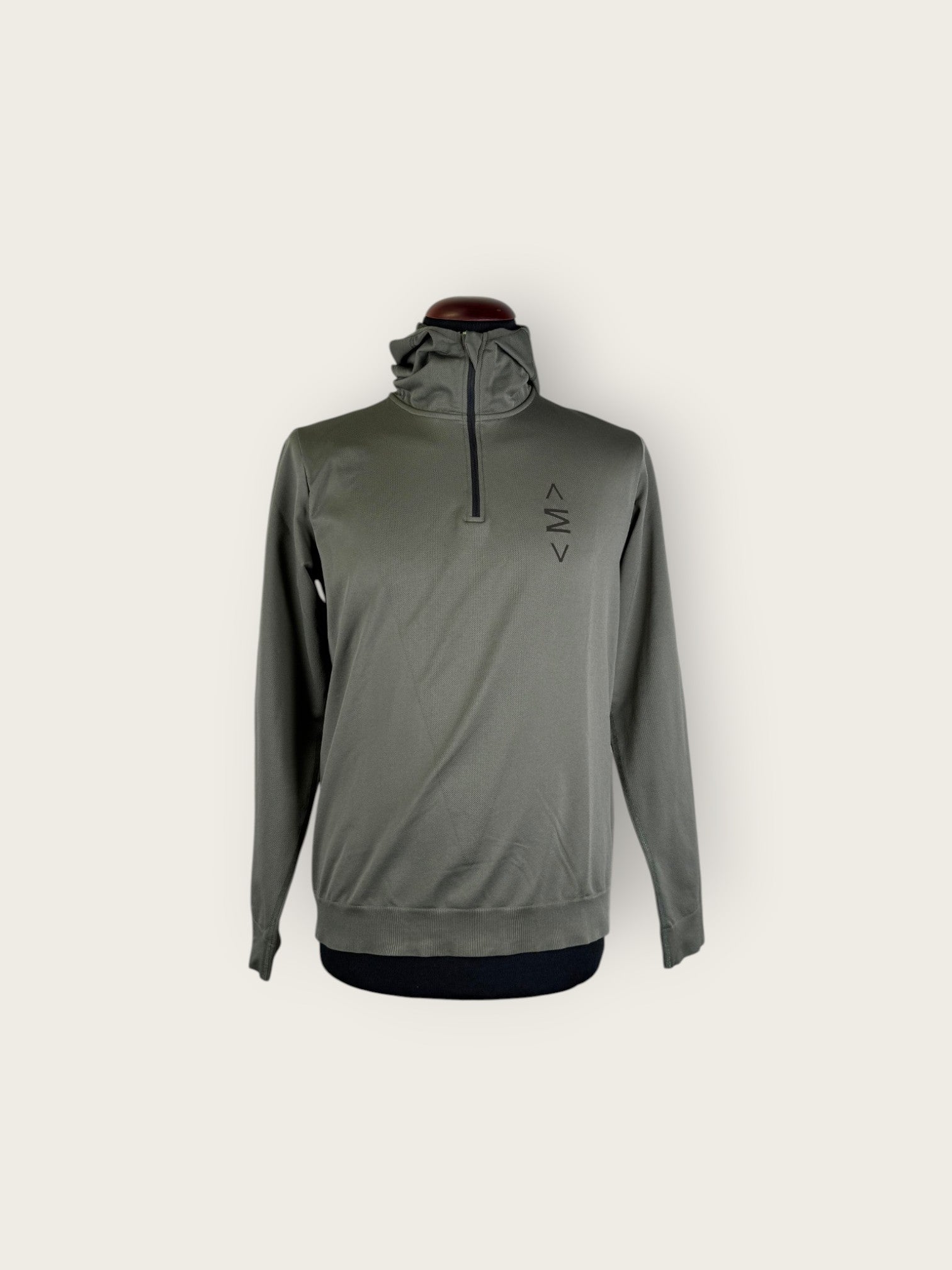 The Mountain Studio Half-Zip Pullover (L)