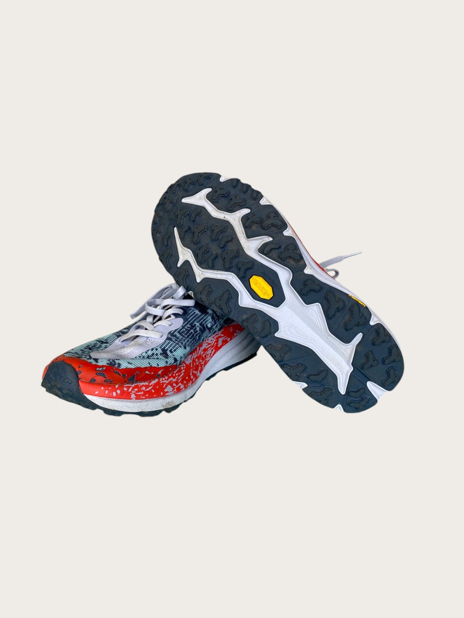 Hoka Speedgoat 6 Trailrunningschuhe (42)
