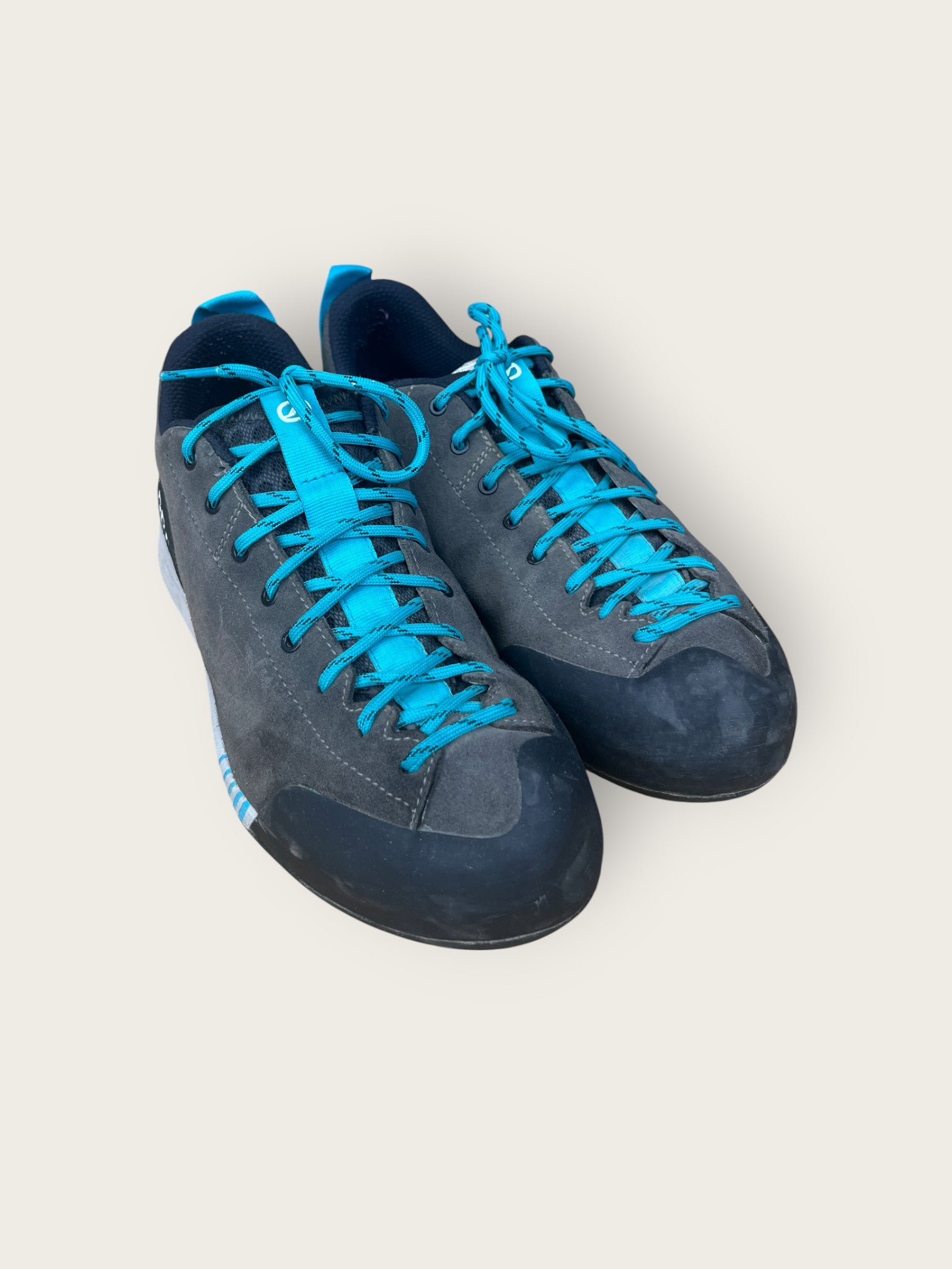 Scarpa Zustiegsschuhe (42)