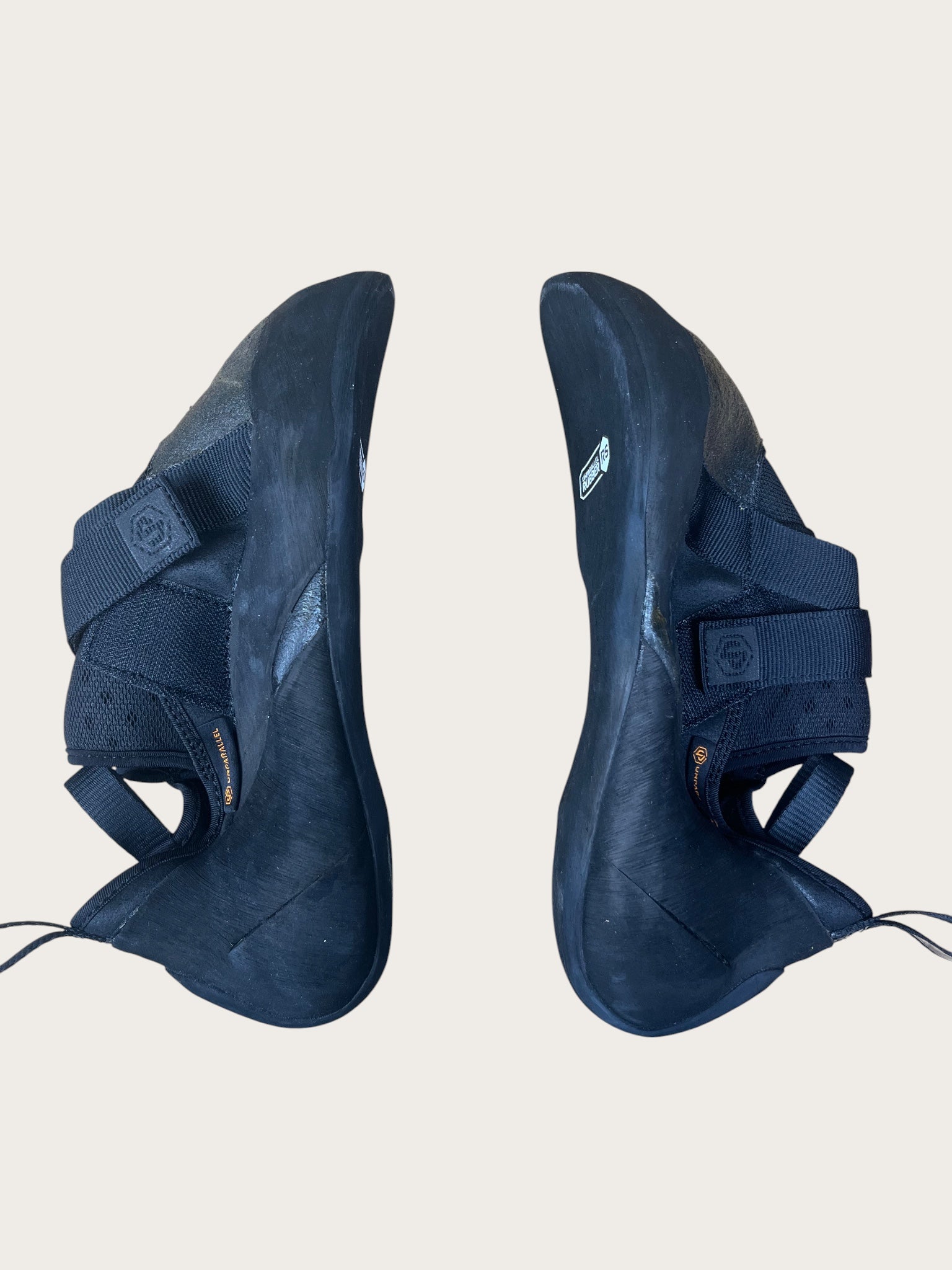 Unparallel Kletterschuhe (46)