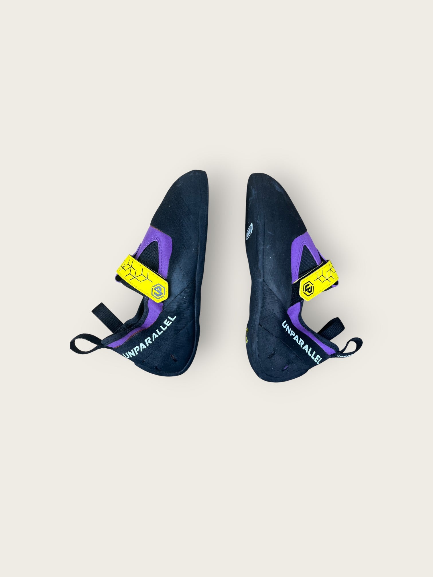 Unparallel Kletterschuhe (42)