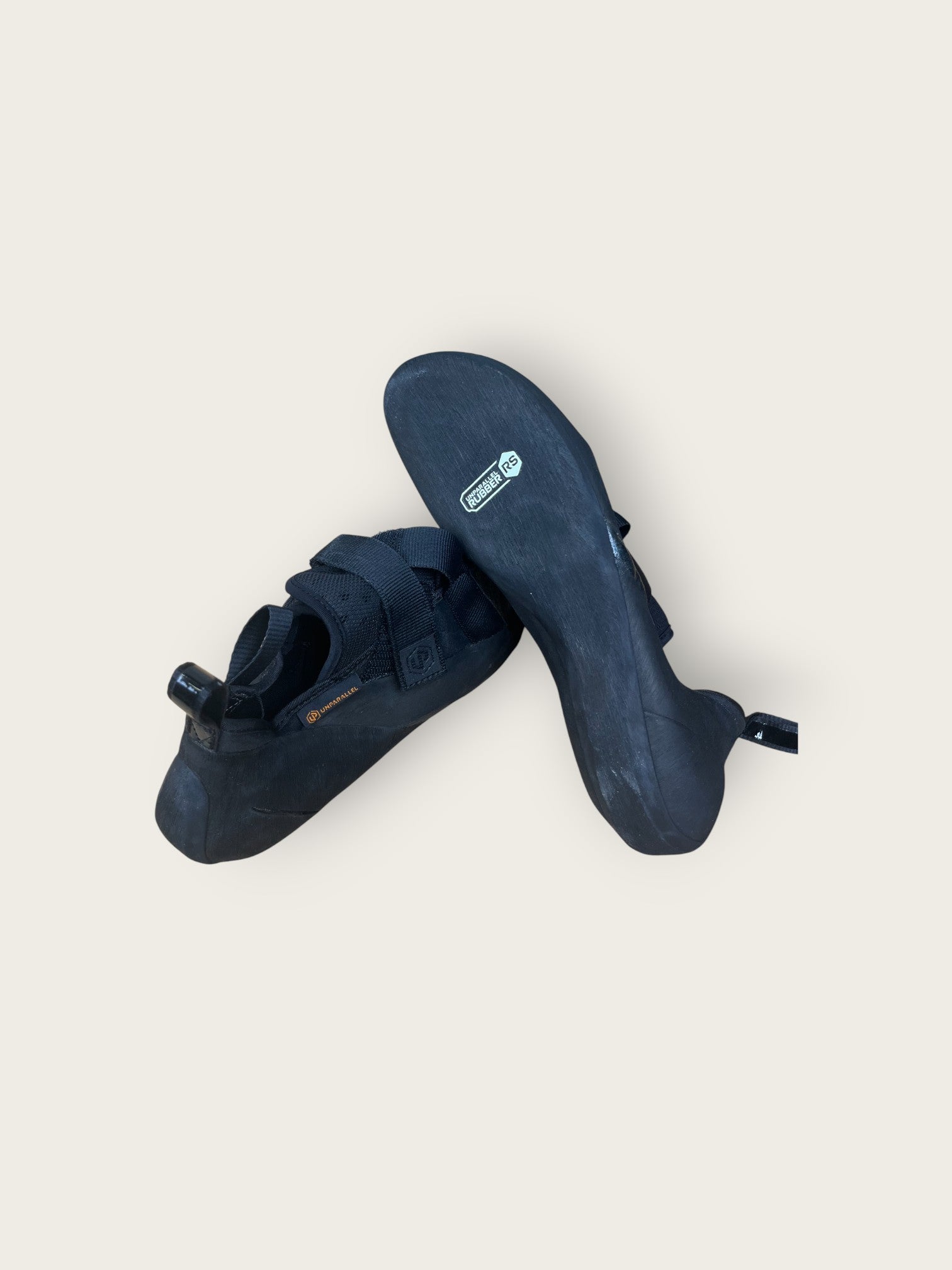 Template W Climbing shoes (39)