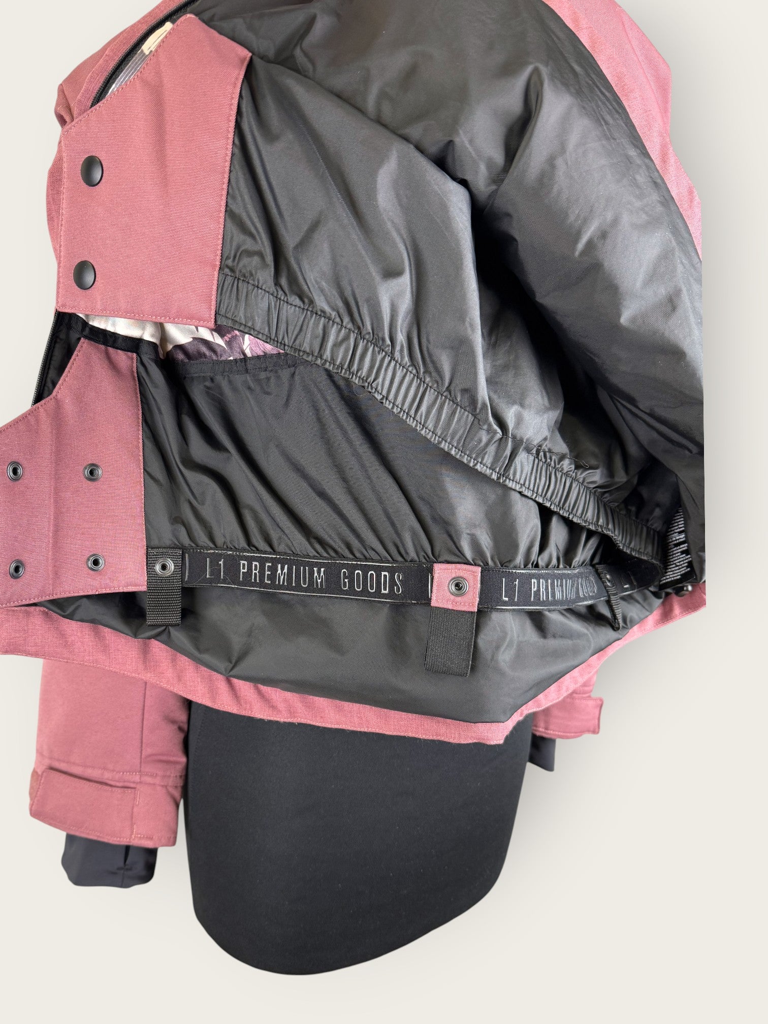 L1 Snowboardjacke (M)