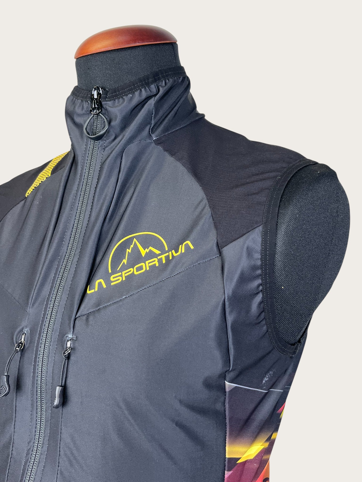 La Sportiva Windstopperweste (L)