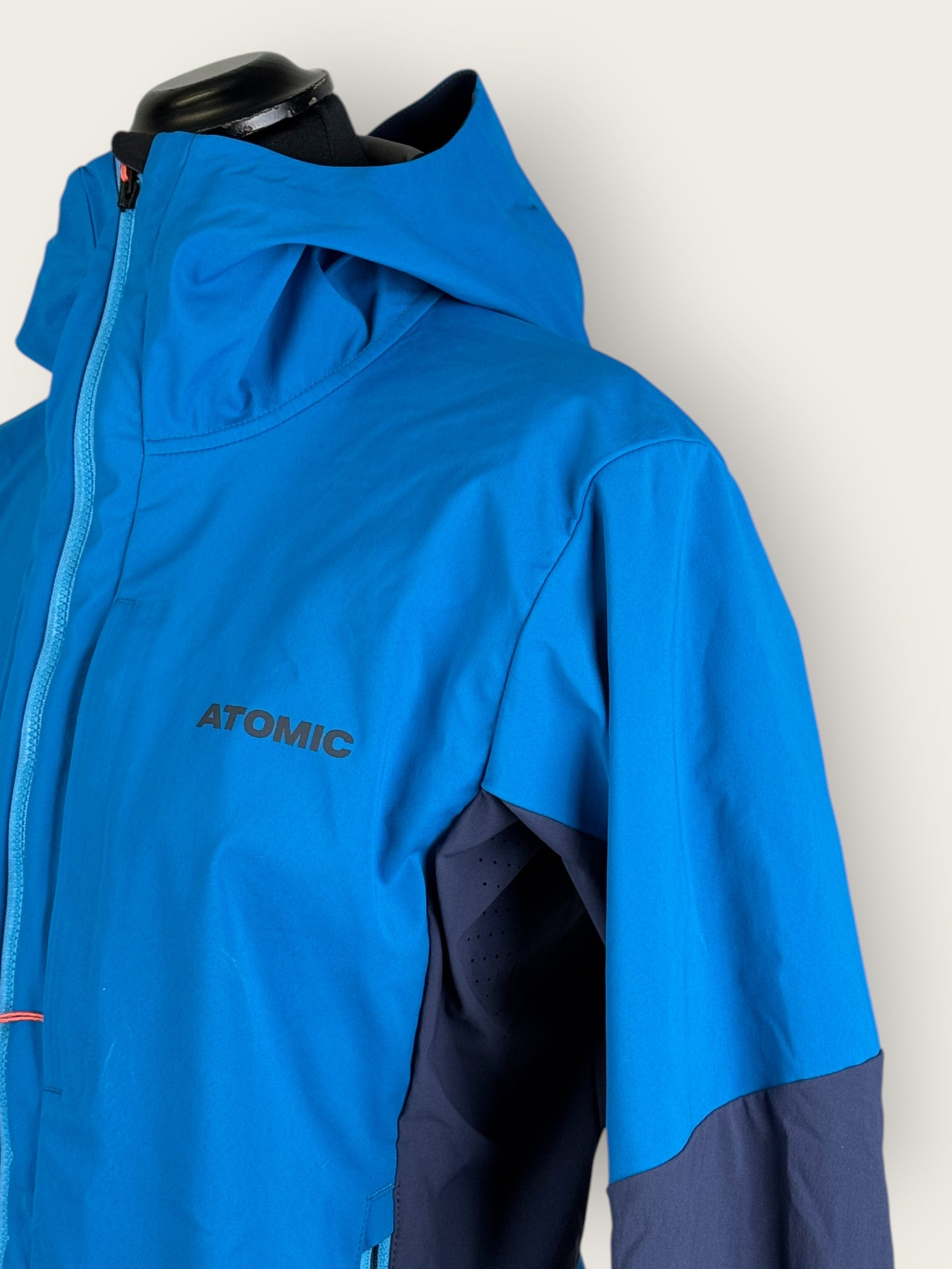 Atomic Windbreaker (M)