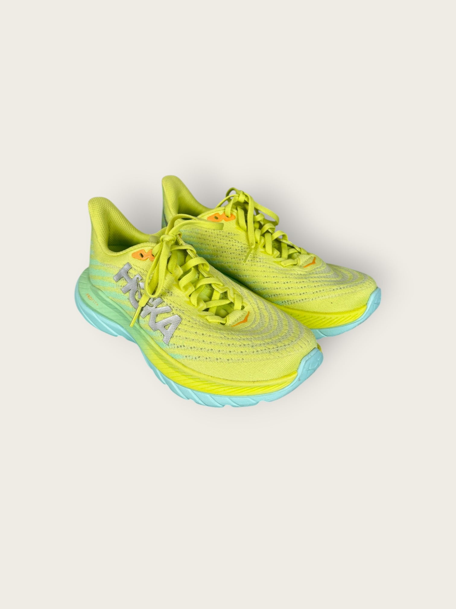 Hoka Trailrunningschuhe (37)