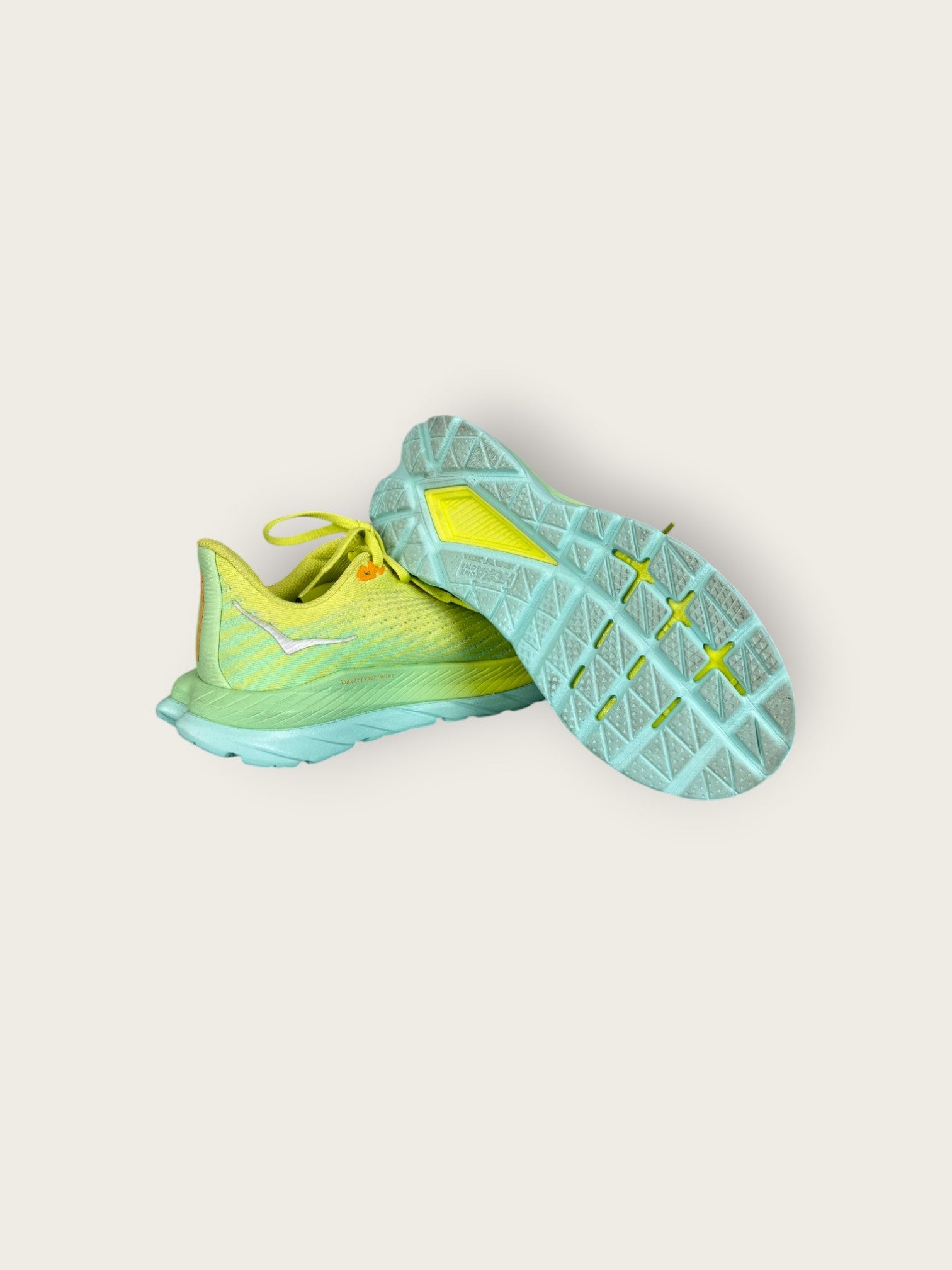 Hoka Trailrunningschuhe (37)