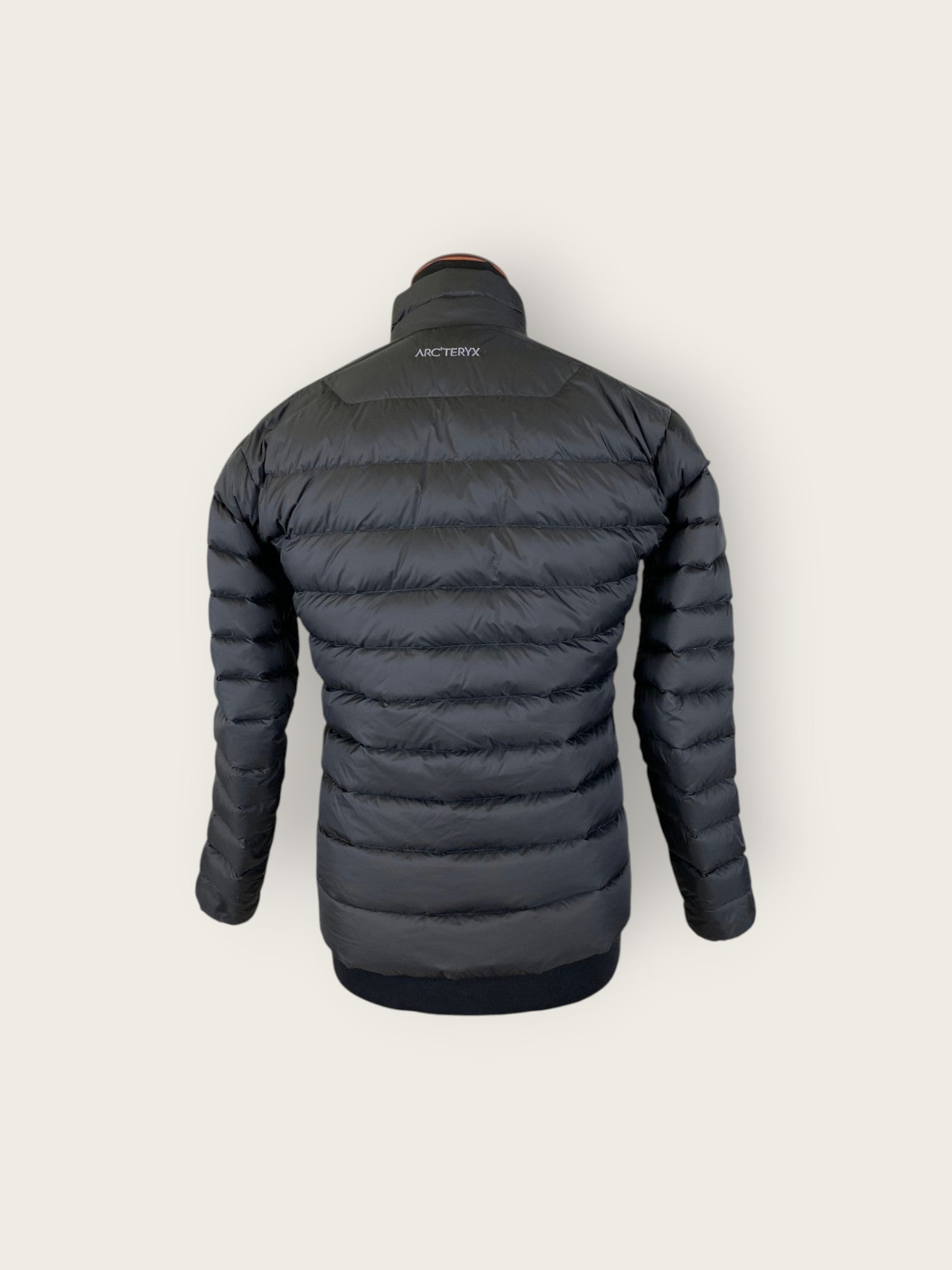 Arc'teryx Daunenjacke (S)