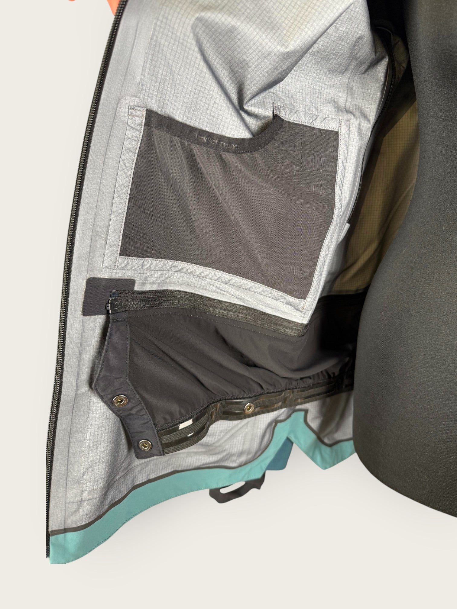 Peak Performance 3-Lagen Hardshelljacke (M)