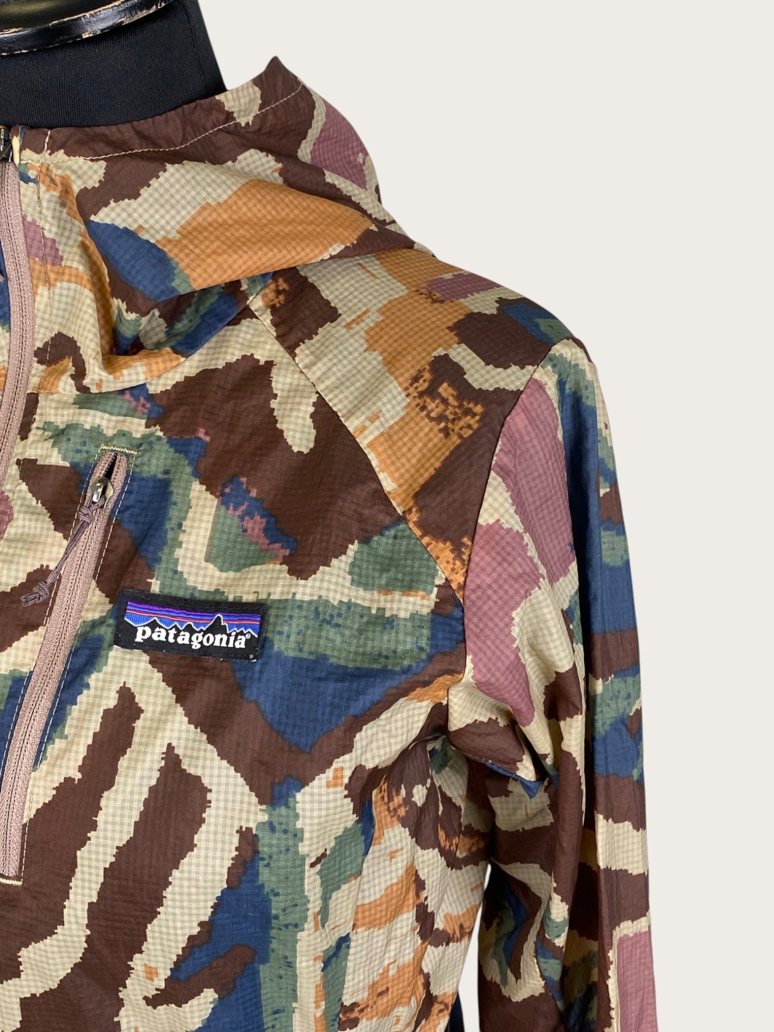 Patagonia Houdini Windbreaker (XS)