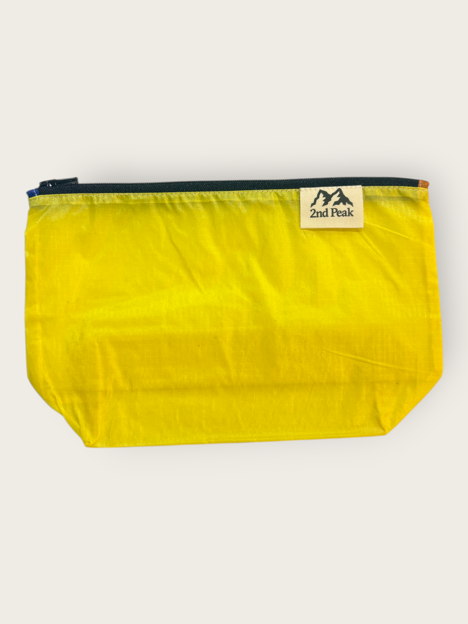 2nd Peak Necessaire gross