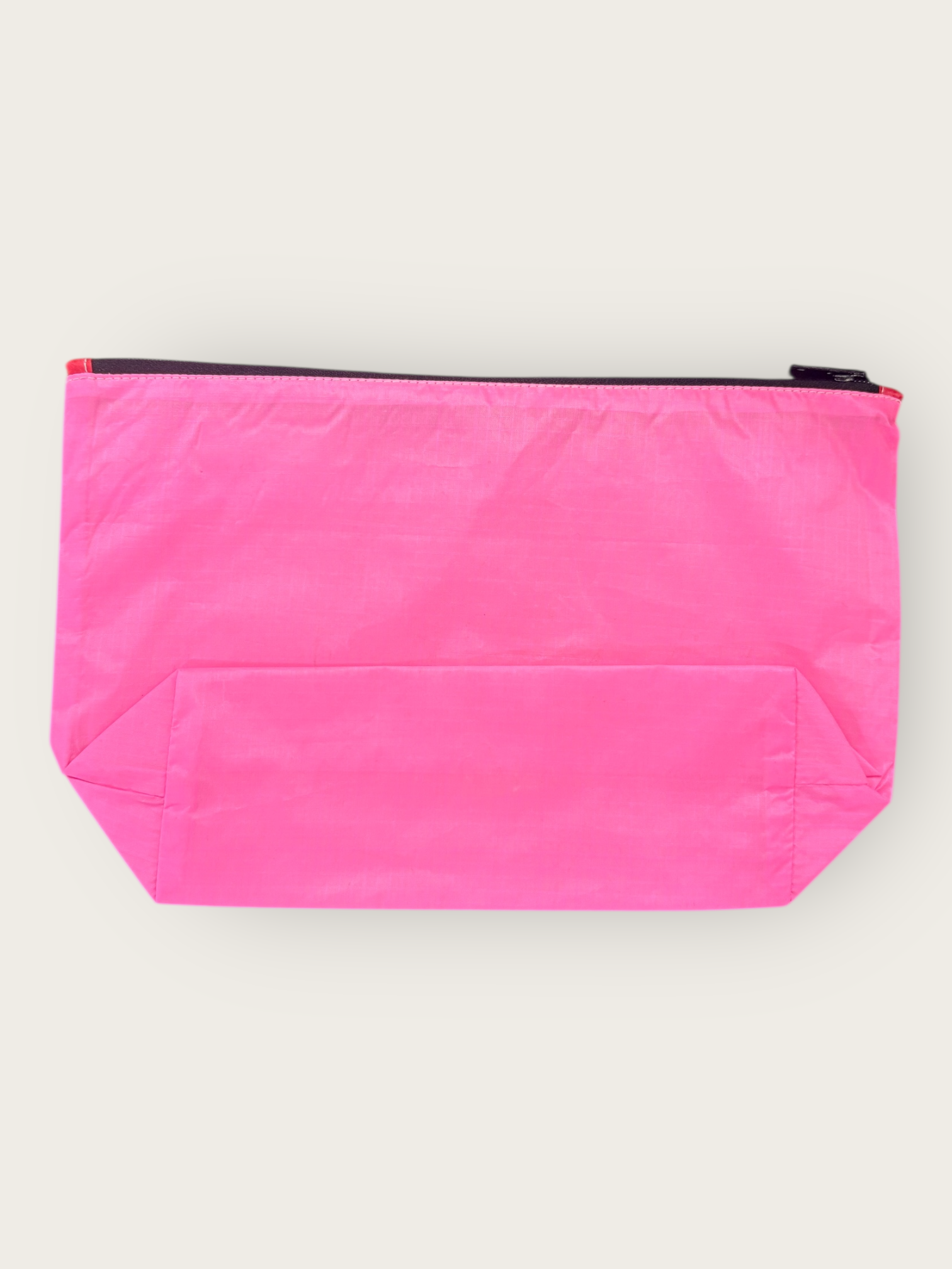 2nd Peak Necessaire gross