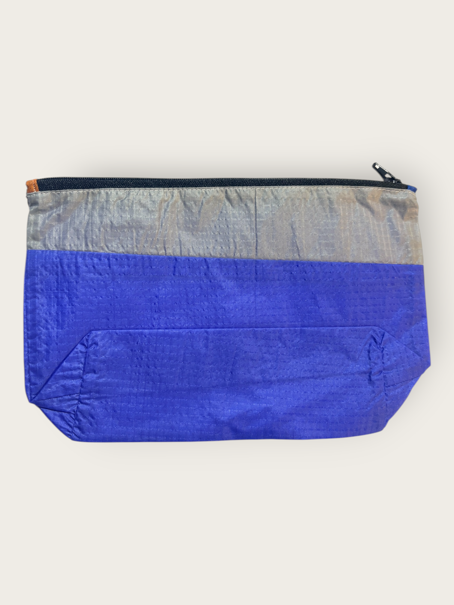 2nd Peak Necessaire gross