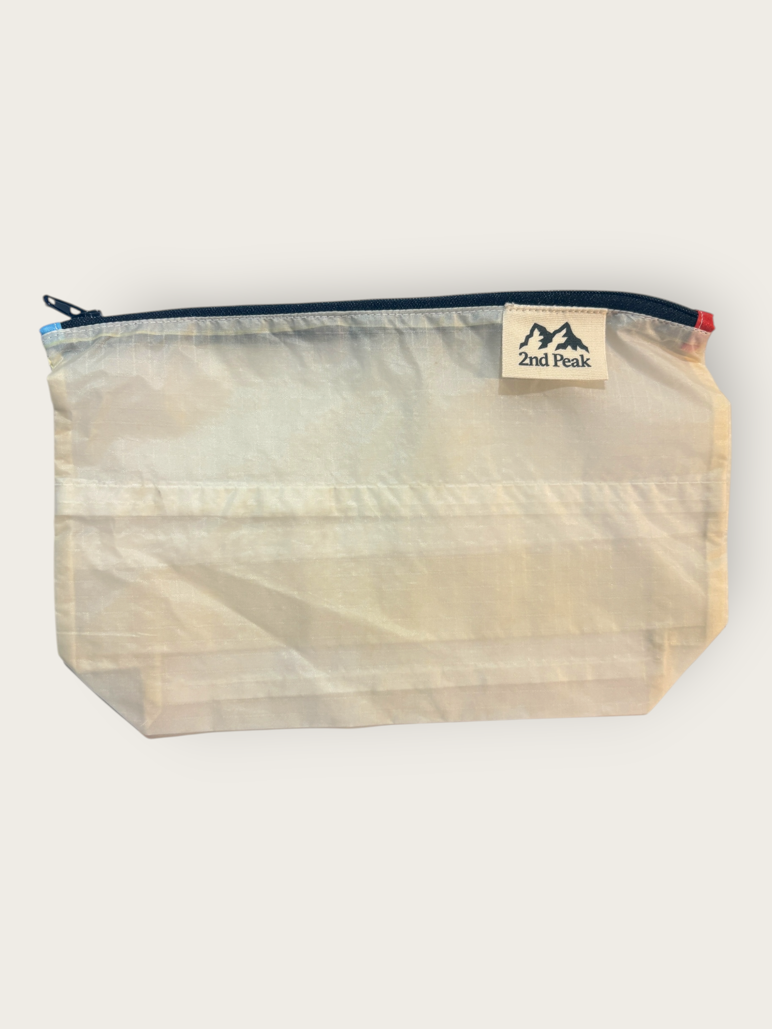 2nd Peak Necessaire gross