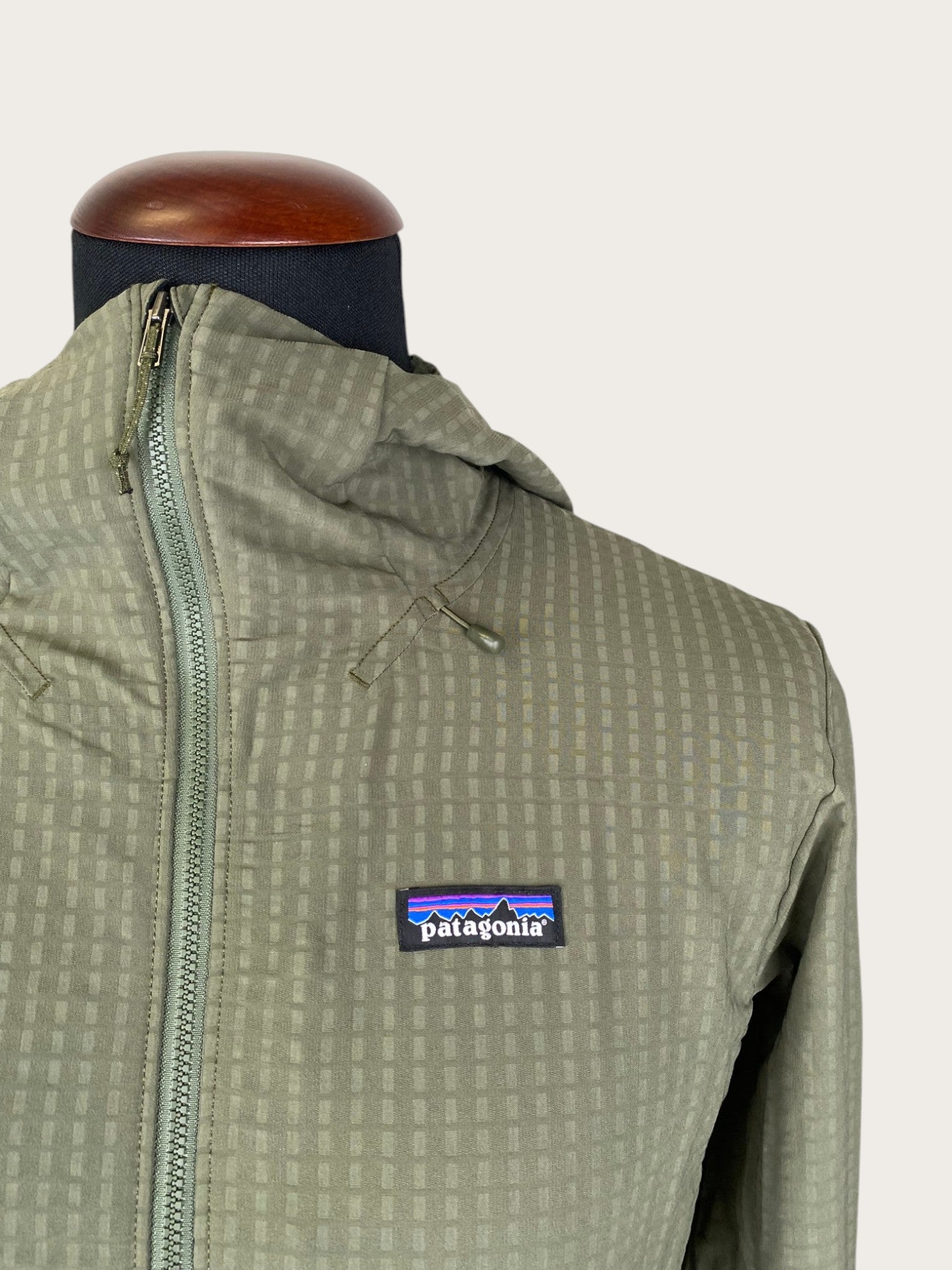 Patagonia R1 TechFace Hoody Softshelljacke (M)